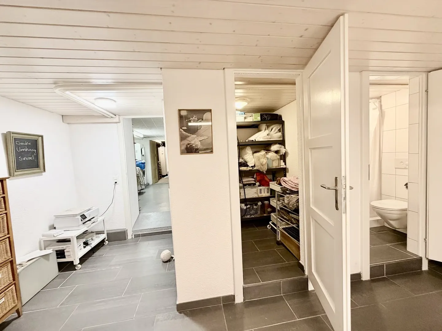 Affascinante casa bifamiliare di 6,5 stanze a Grenchen - Foto 31 di 35