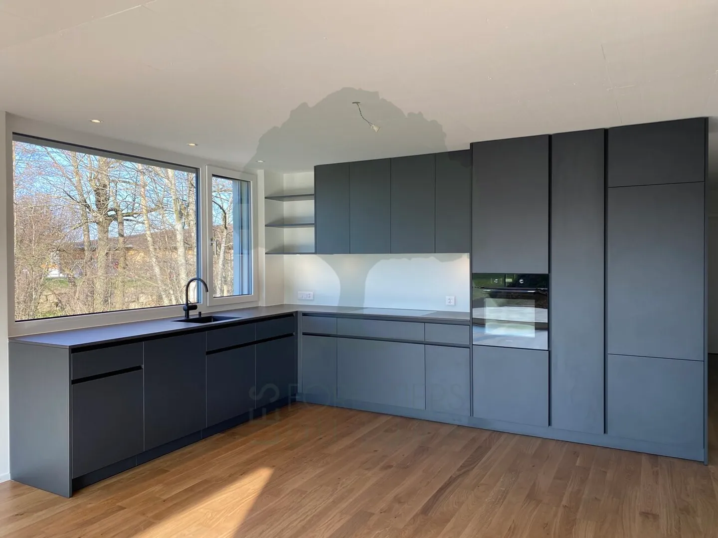 Schönes Architektenhaus mit 4,5 Zimmern auf einer Ebene - Foto 2 von 16