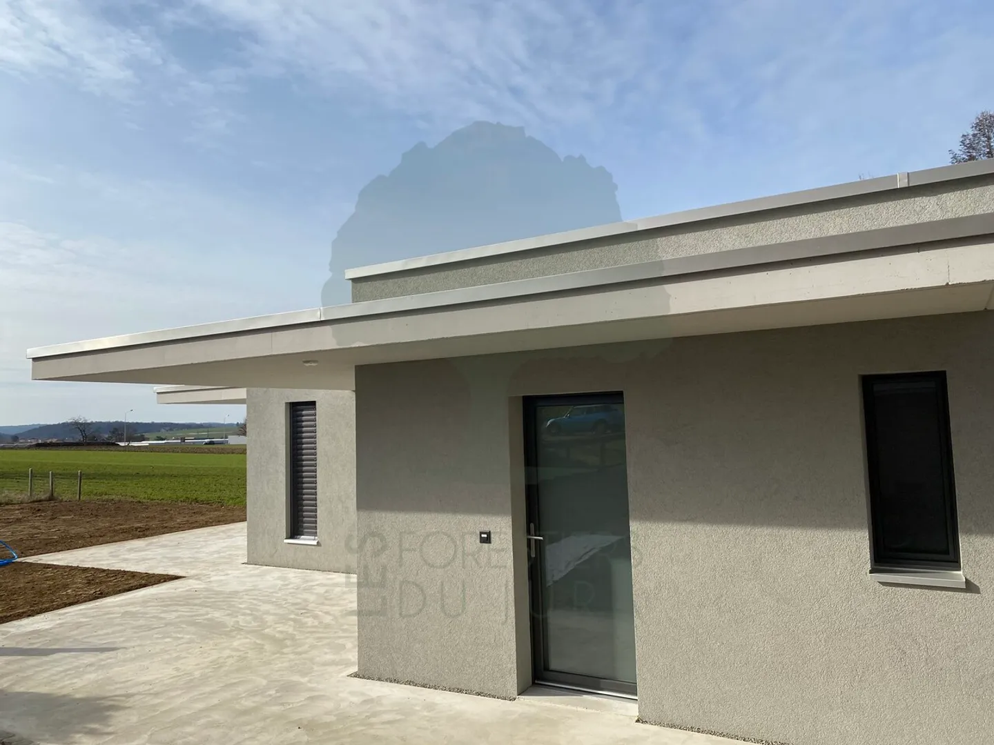 Schönes Architektenhaus mit 4,5 Zimmern auf einer Ebene - Foto 1 von 16