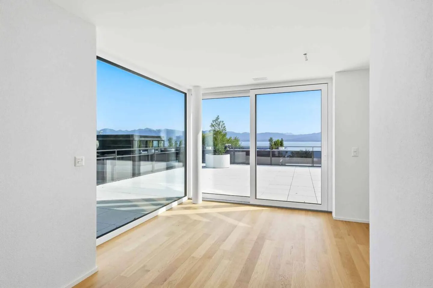 Magnifico attico nuovo di 5.5 stanze Rooftop esclusivo a 360° - Foto 8 di 13