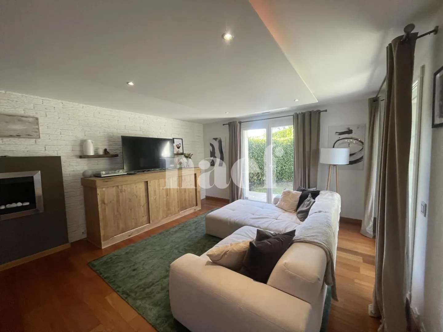 Beautiful modern 4.5-room apartment on the ground floor with terrace and garden - Photo 7 of 12