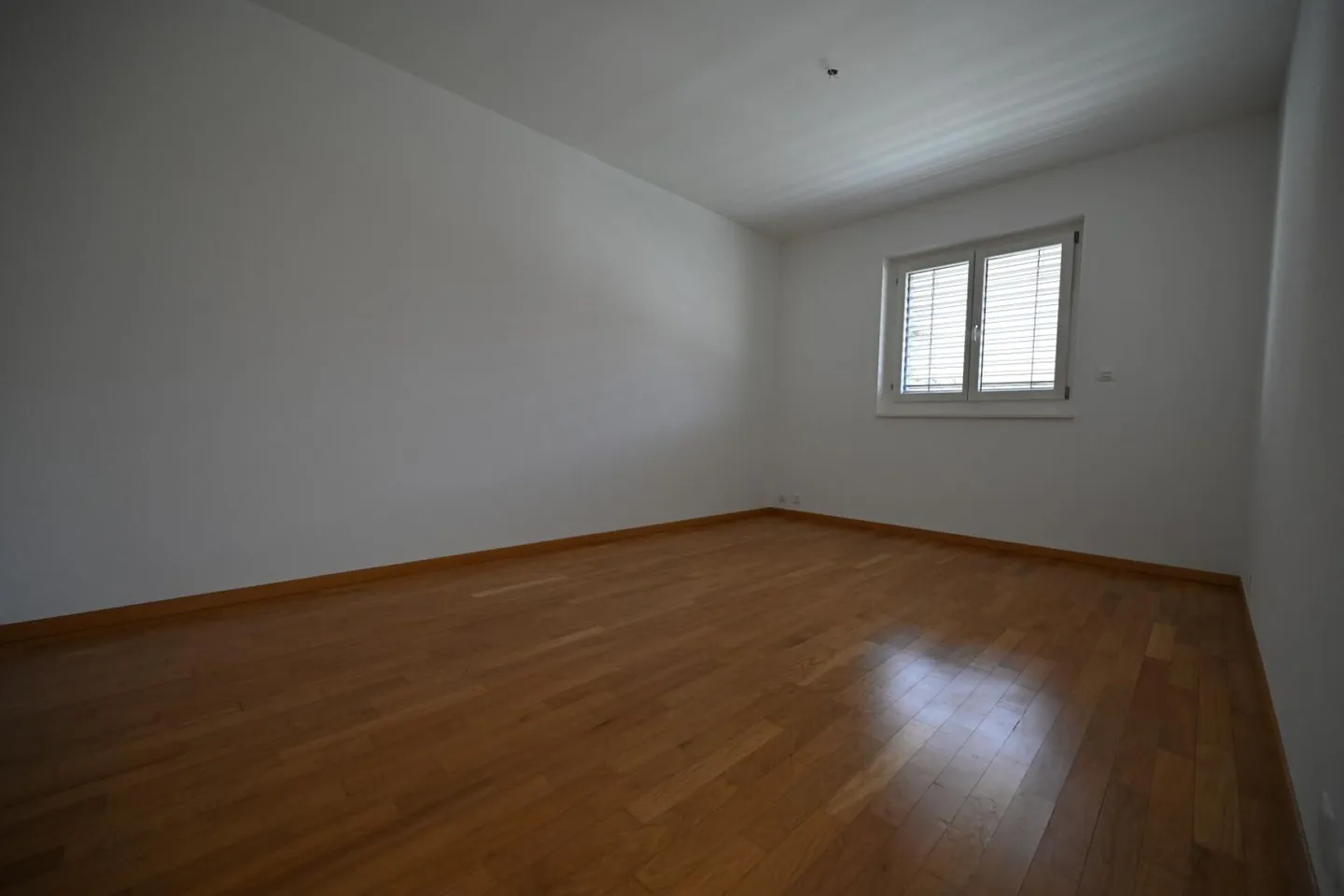 Renovated Apartment in Sion - Photo 10 of 22