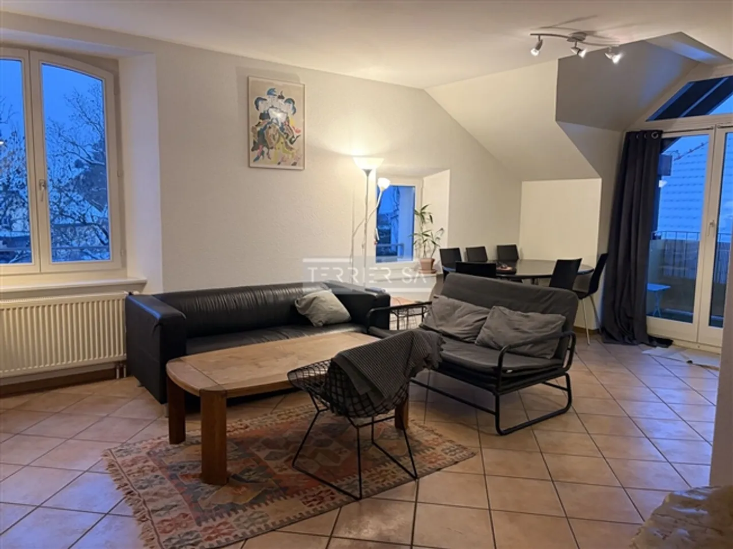 A Boudevilliers – Attico a schiera di 3,5 locali + ufficio - Foto 1 di 11