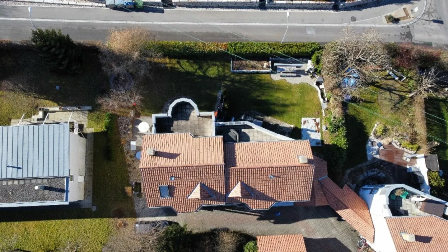 Casa bifamiliare di 7,5 stanze in un tranquillo quartiere residenziale a Port - Foto 18 di 18