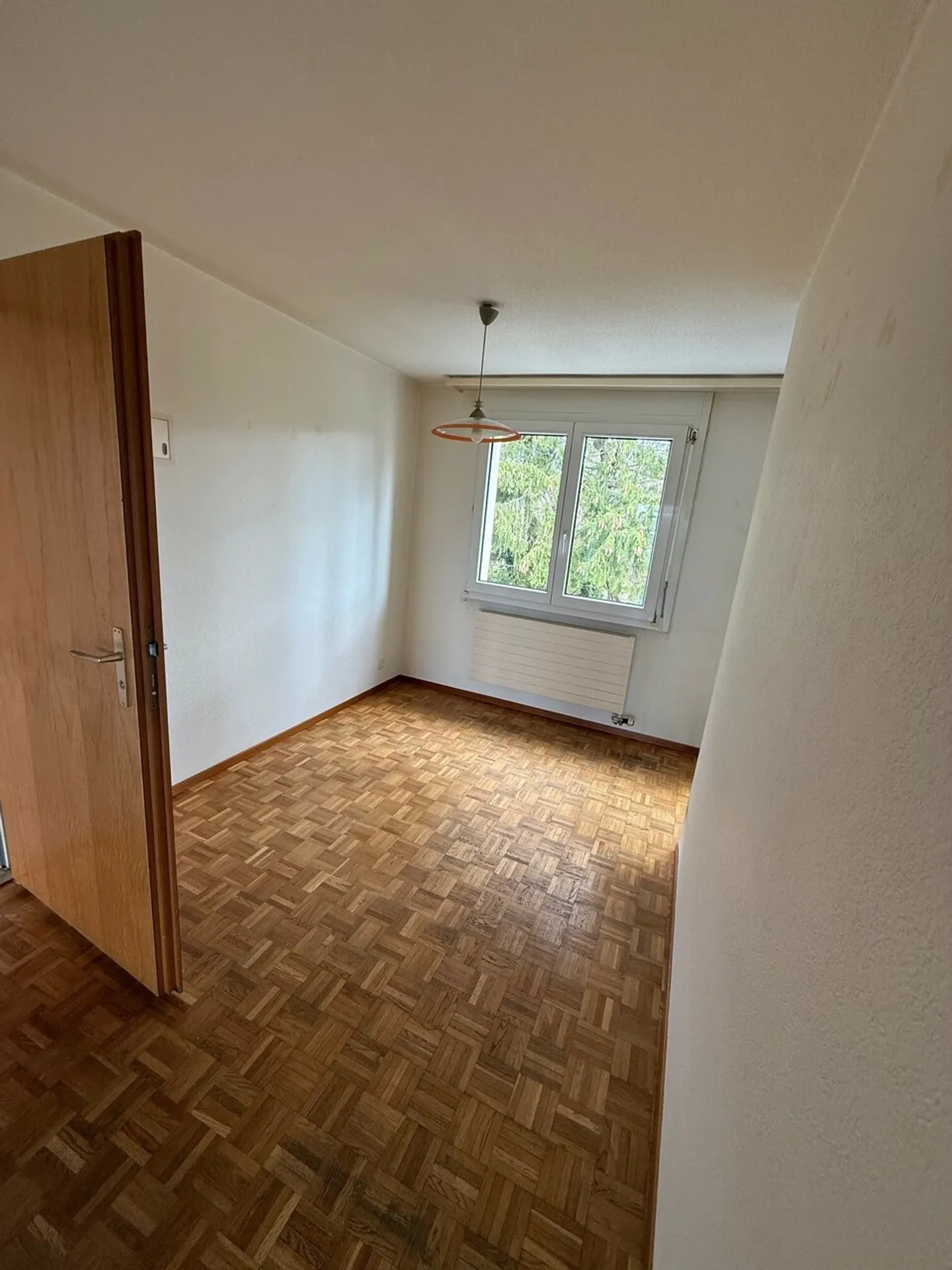 Apartment for rent - Photo 5 of 9