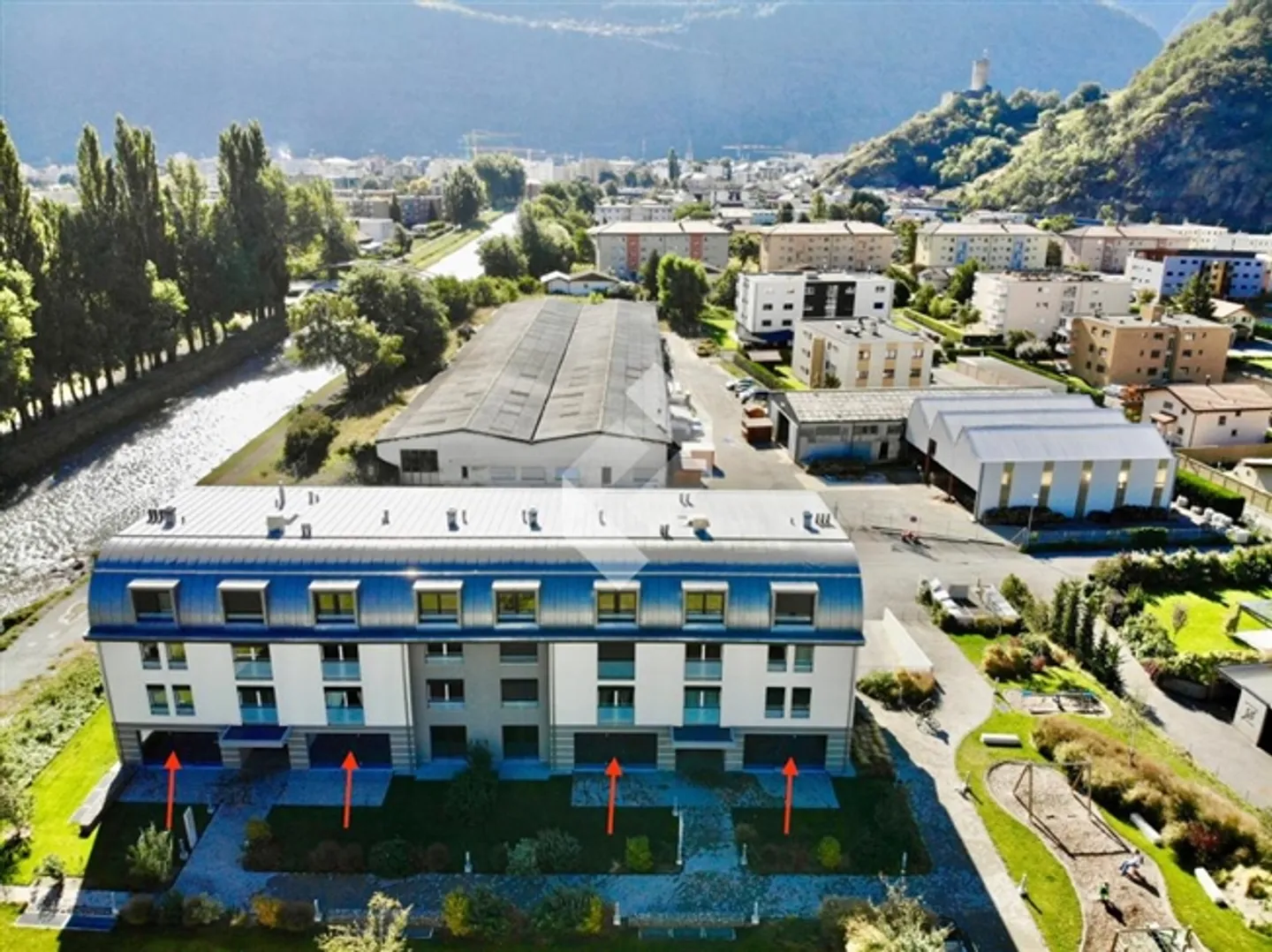 Commercial space - Photo 4 of 13