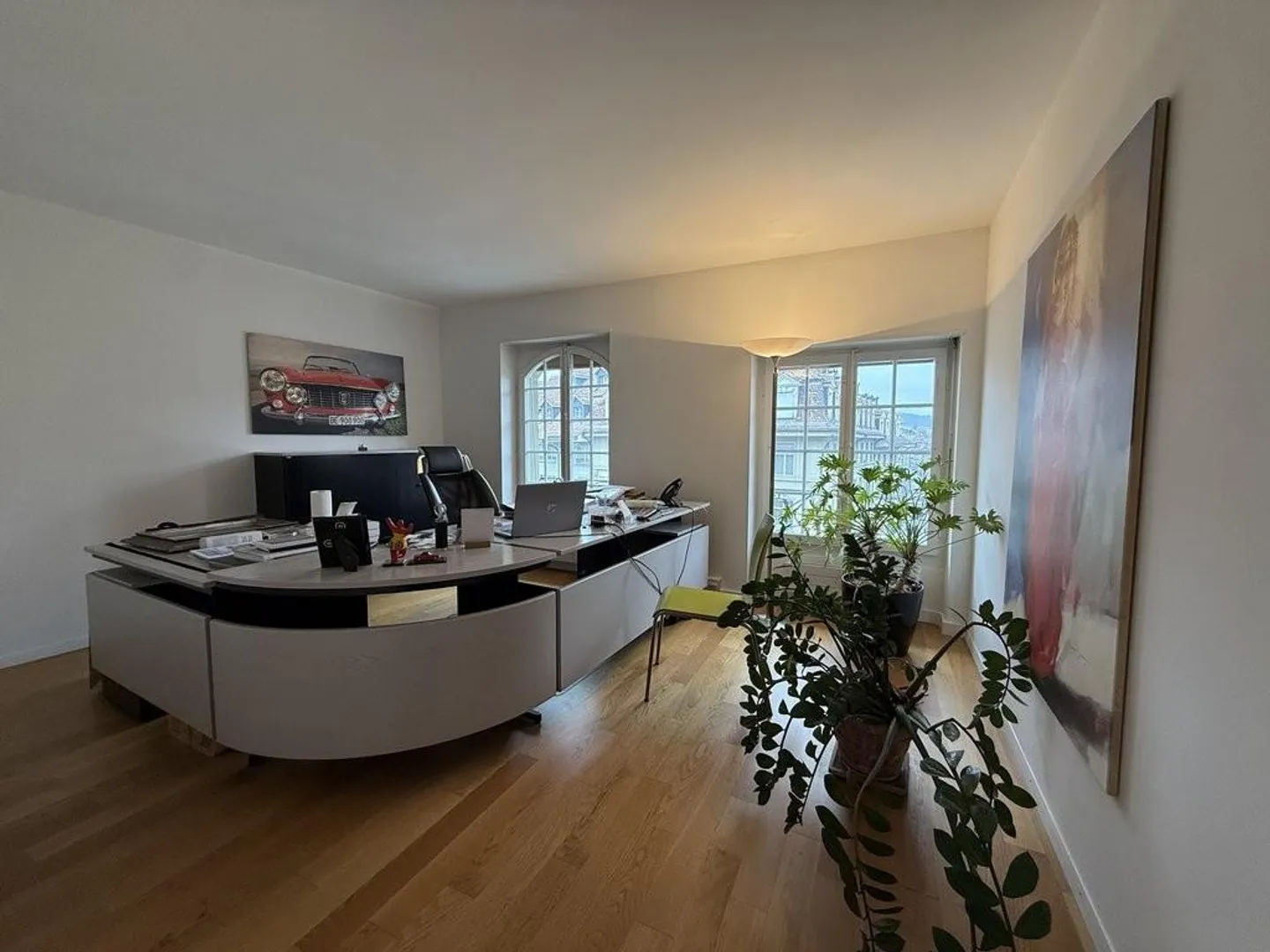 Your new office space with a view of the Zytglogge tower! - Photo 4 of 12