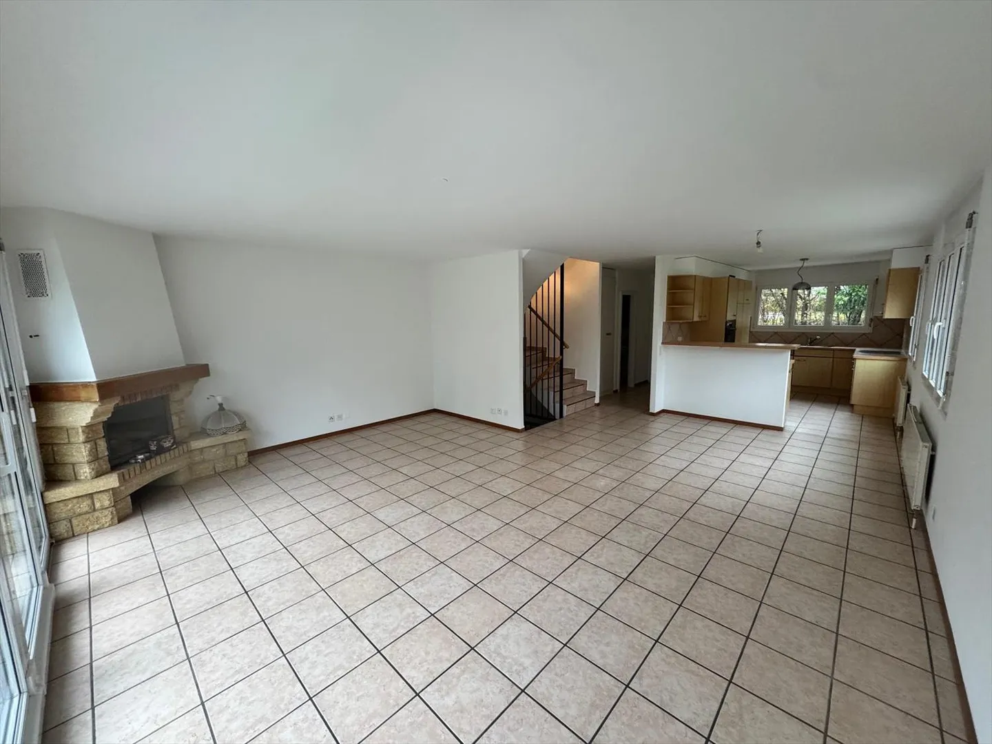 Maison - Photo 3 sur 9