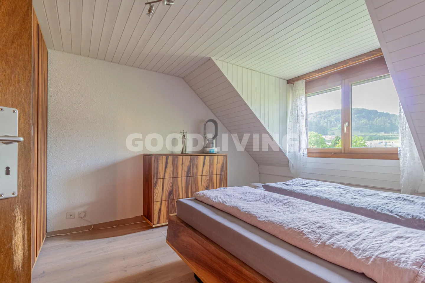 Attique à vendre - Photo 4 sur 4