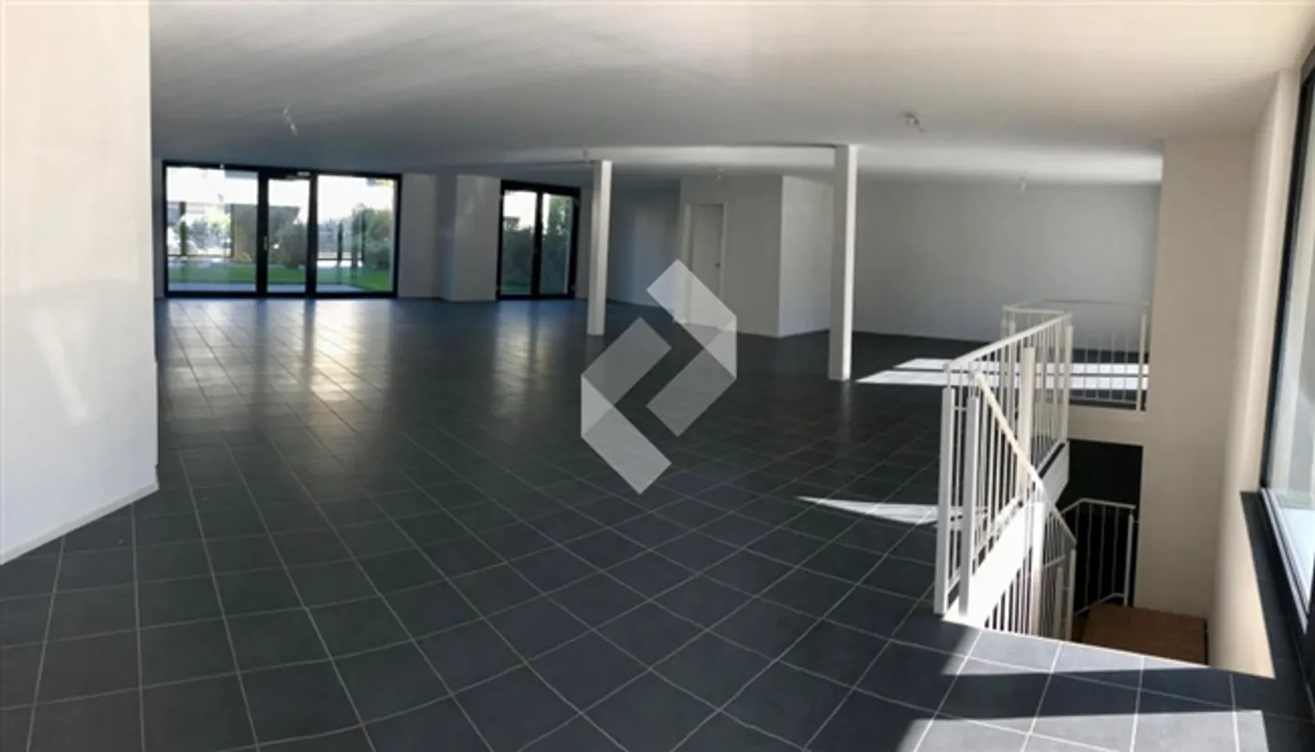 Commercial space - Photo 13 of 13