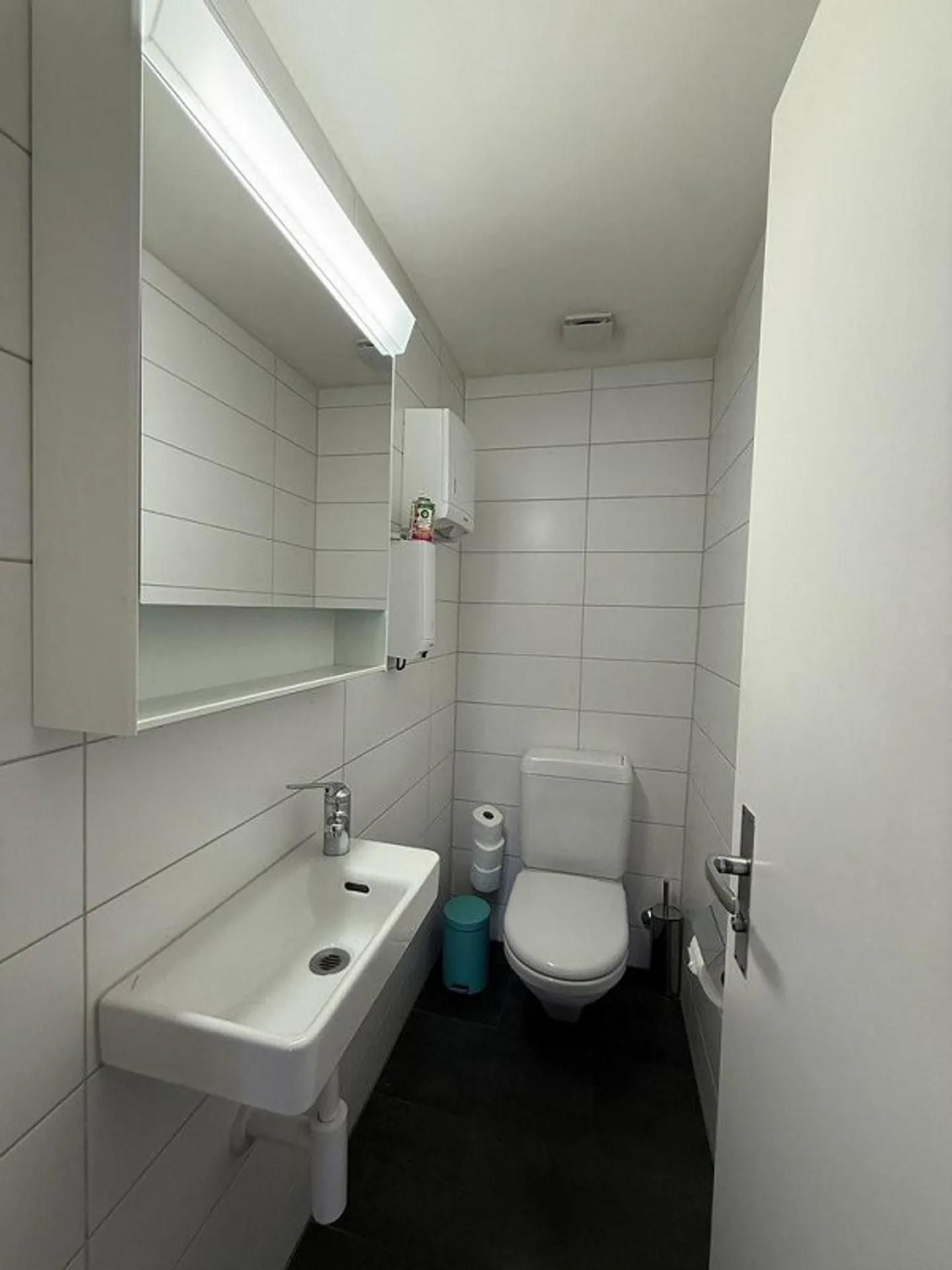 Your new office space with a view of the Zytglogge tower! - Photo 9 of 12