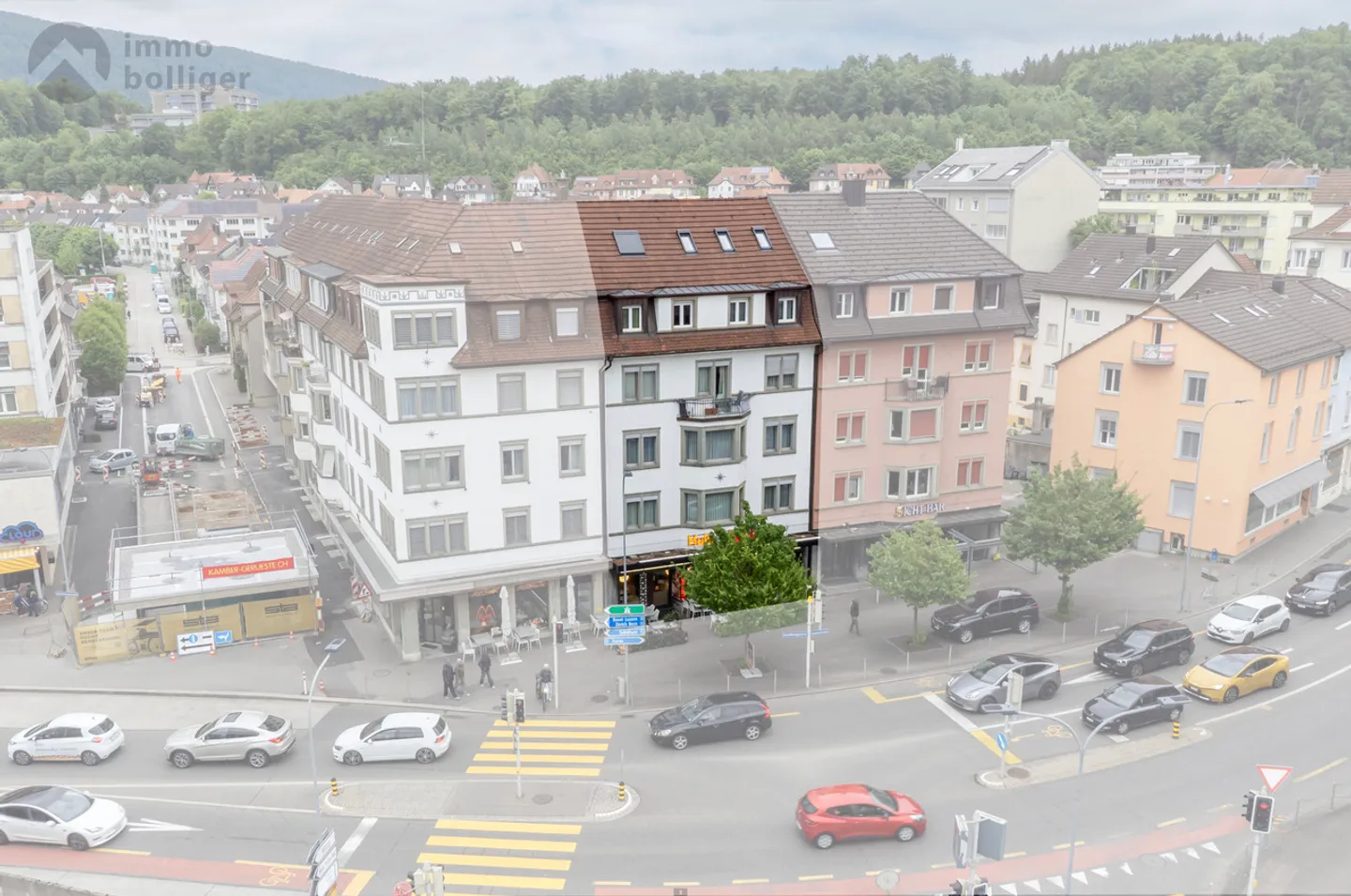 «Mitten drin» - Neugestaltete Renditeliegenschaft - Foto 1 von 14