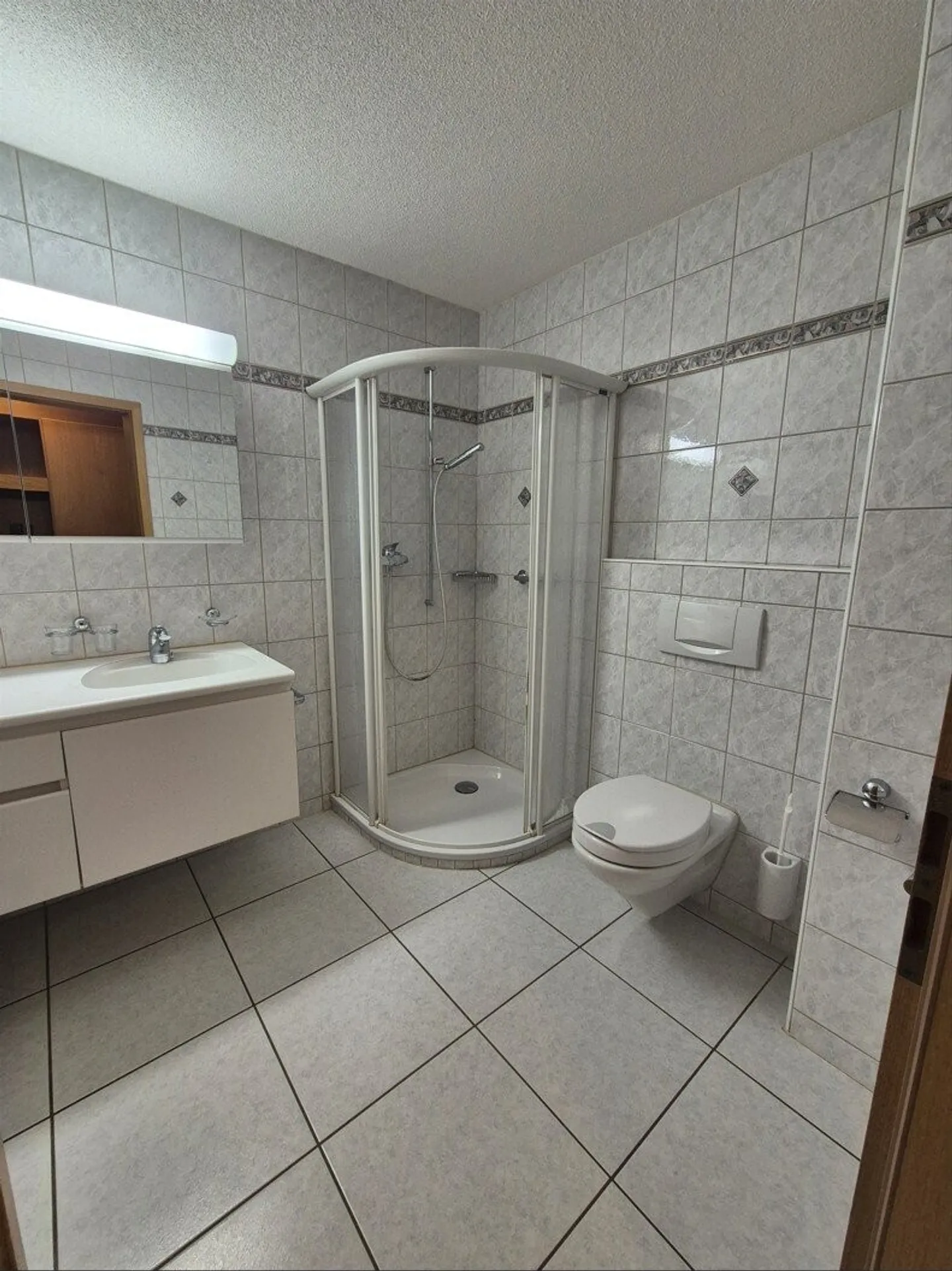 Quiet + Dreamlike View (Half Rent Gifted Upon Move-In) - Photo 9 of 11