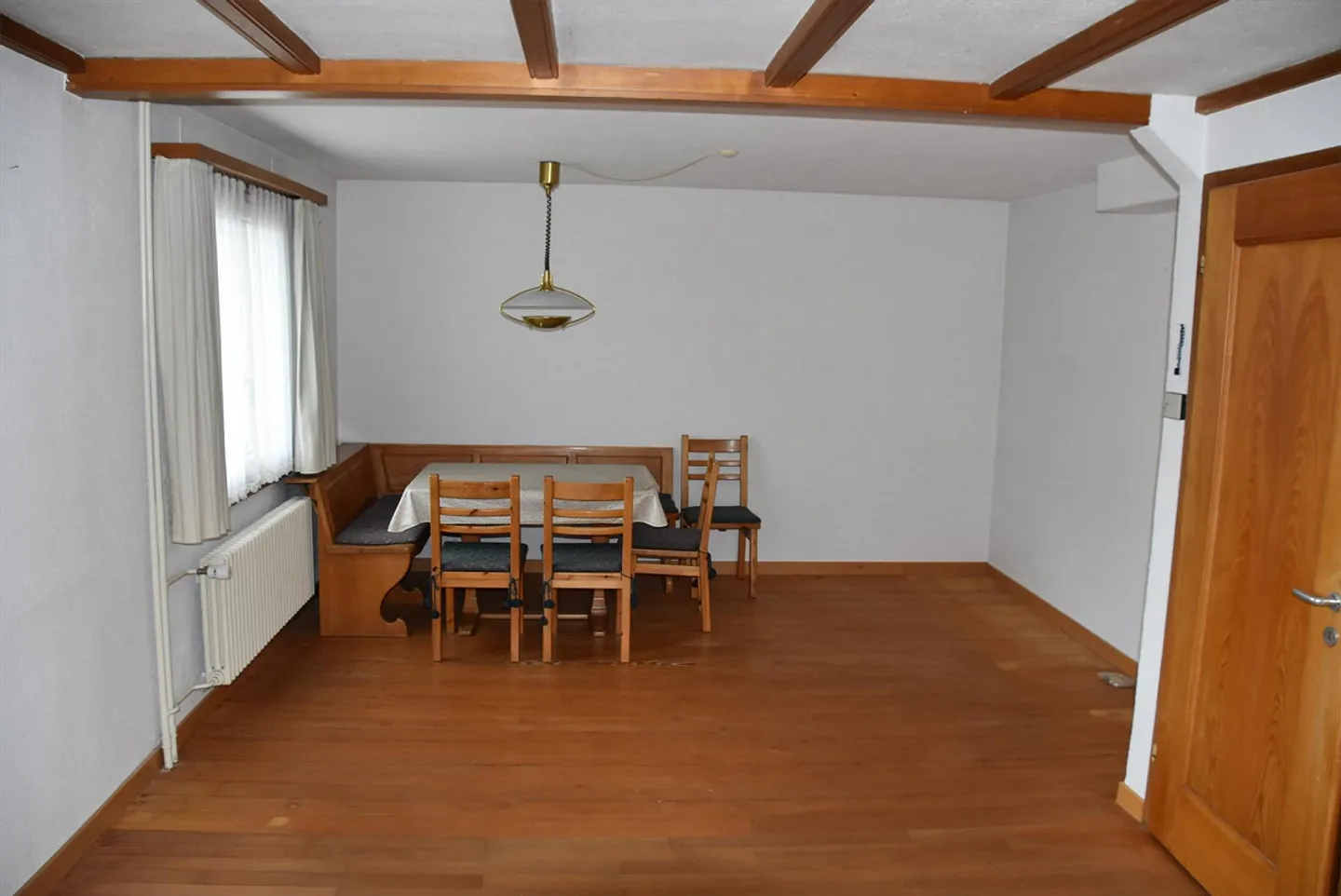 Casa unifamiliare con bisogno di ristrutturazione - Foto 6 di 15