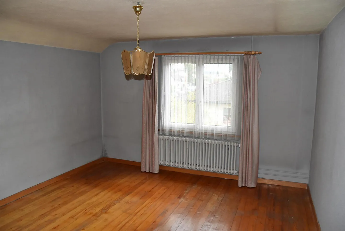 Casa unifamiliare con bisogno di ristrutturazione - Foto 14 di 15