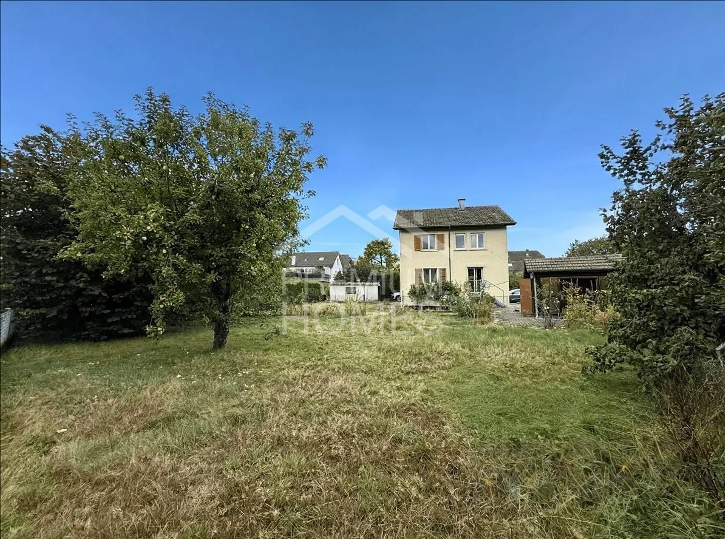 Espace pour des idées : Maison de rêve sur grand terrain - Photo 3 sur 5