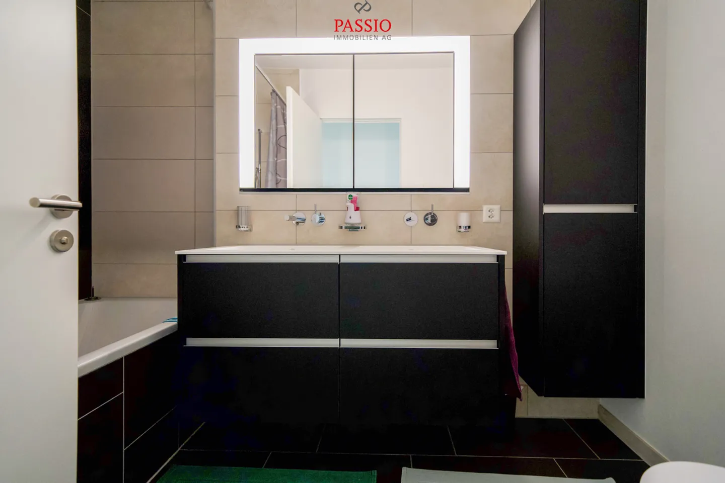 Casa unifamiliare moderna e ben tenuta di 6,5 stanze con vista panoramica - Foto 21 di 36