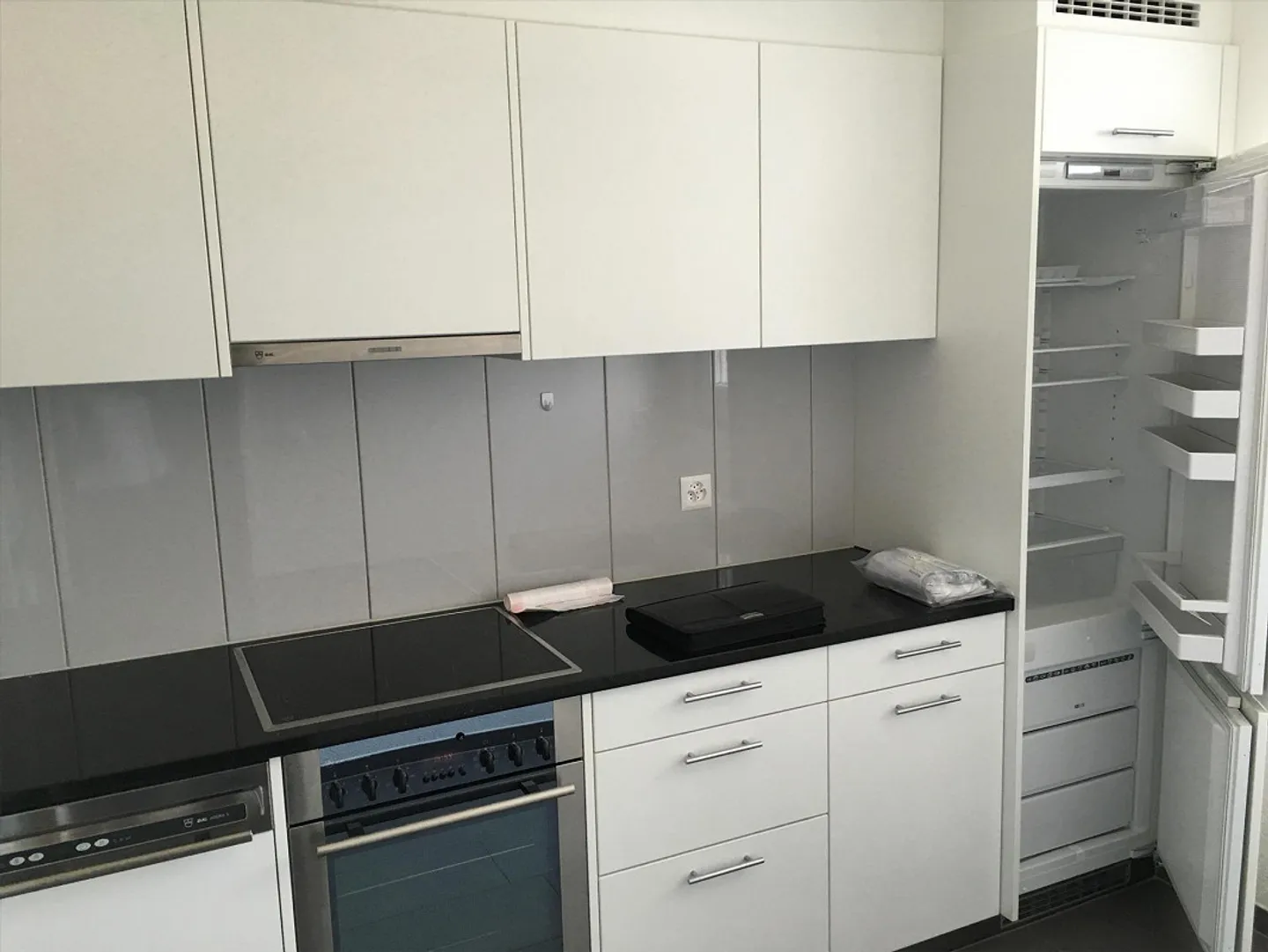 Affittare senza deposito - Accogliente e nel centro di Gattikon - Foto 2 di 5