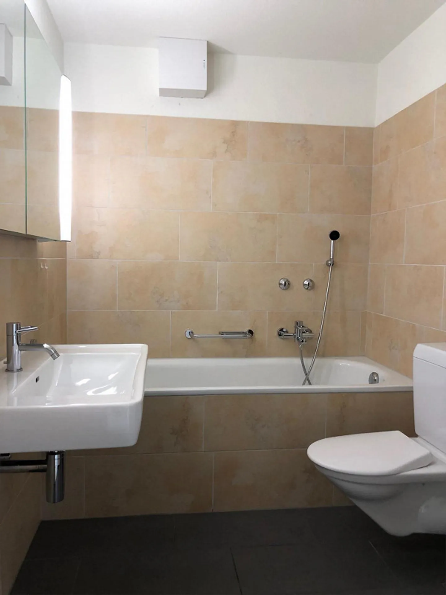 Affittare senza deposito - Accogliente e nel centro di Gattikon - Foto 4 di 5