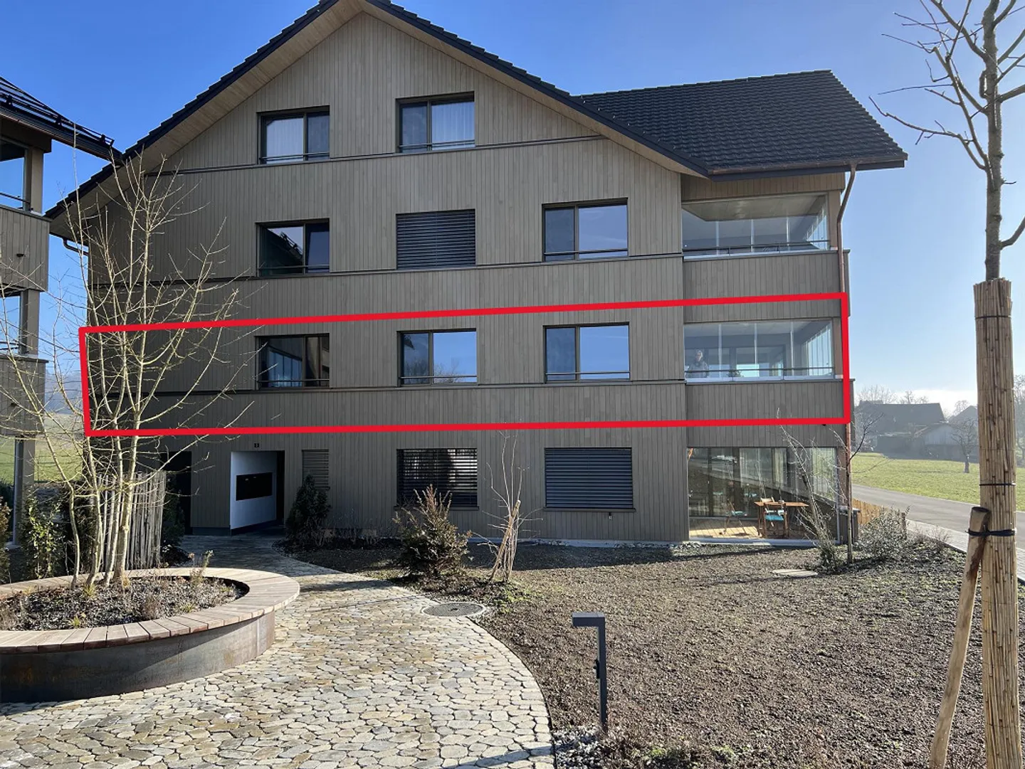 Spacious new apartment with breathtaking views - Photo 5 of 13