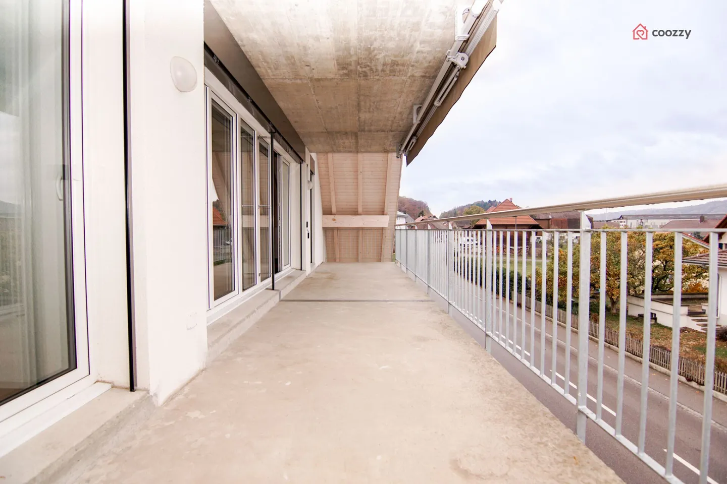 Appartamento spazioso di 7½ stanze - Foto 4 di 17