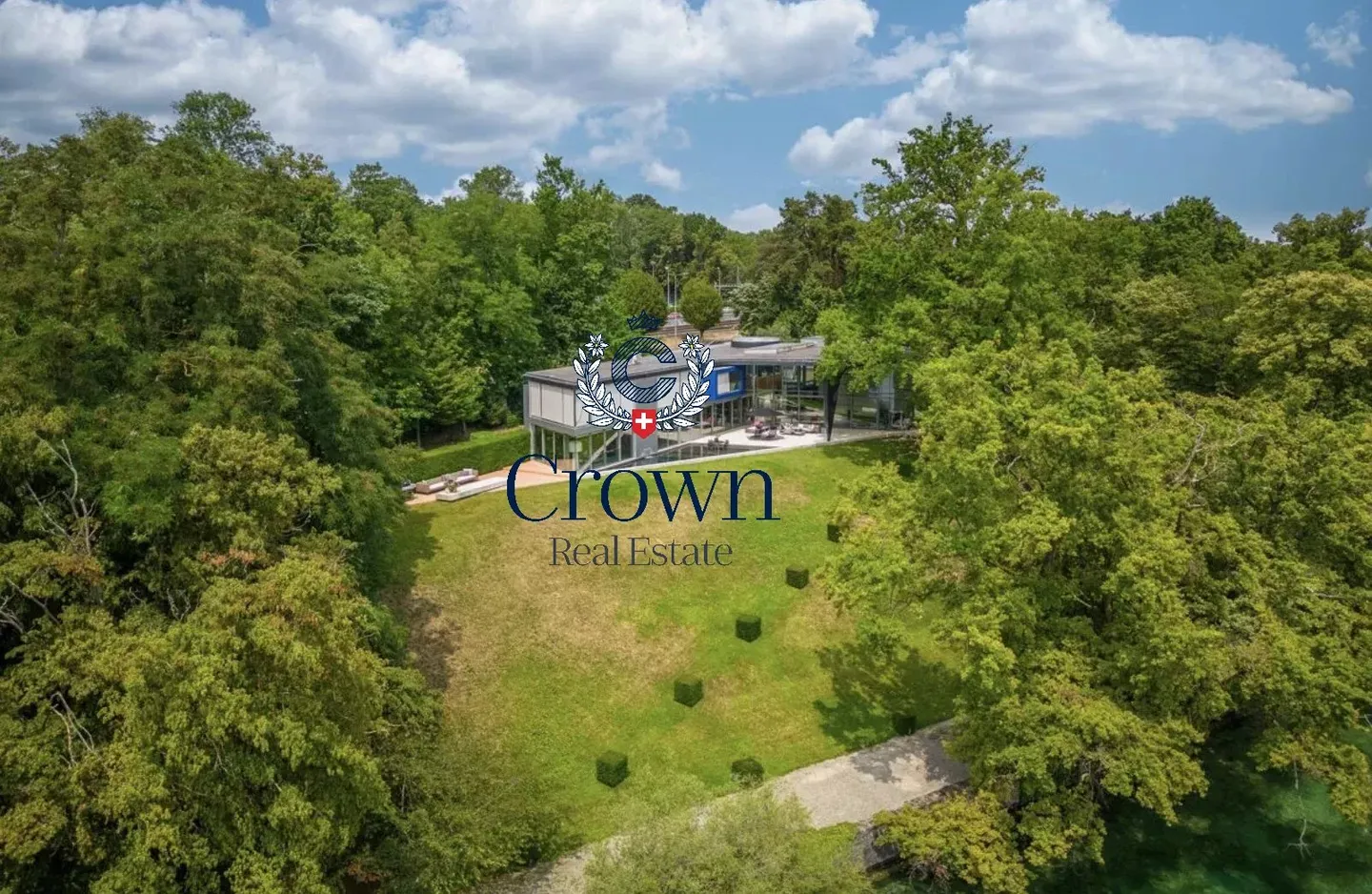 Contemporary Villa by Lake Geneva - Photo 48 of 64