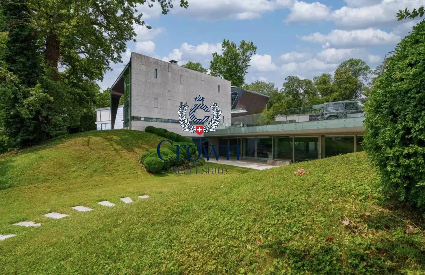 Contemporary Villa by Lake Geneva - Photo 49 of 64