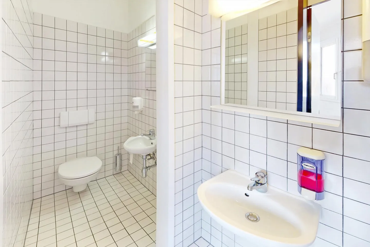 Prestigeträchtiger Büroraum in Mendrisio - 170 m² funktional und hell - Foto 4 von 9