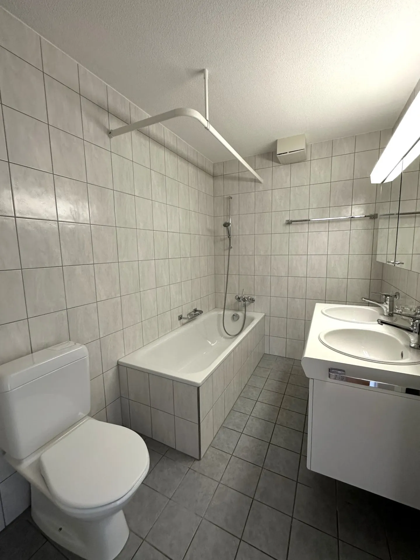 Gemütliche 3.5-Zimmerwohnung im 3. Stock - Foto 8 von 12
