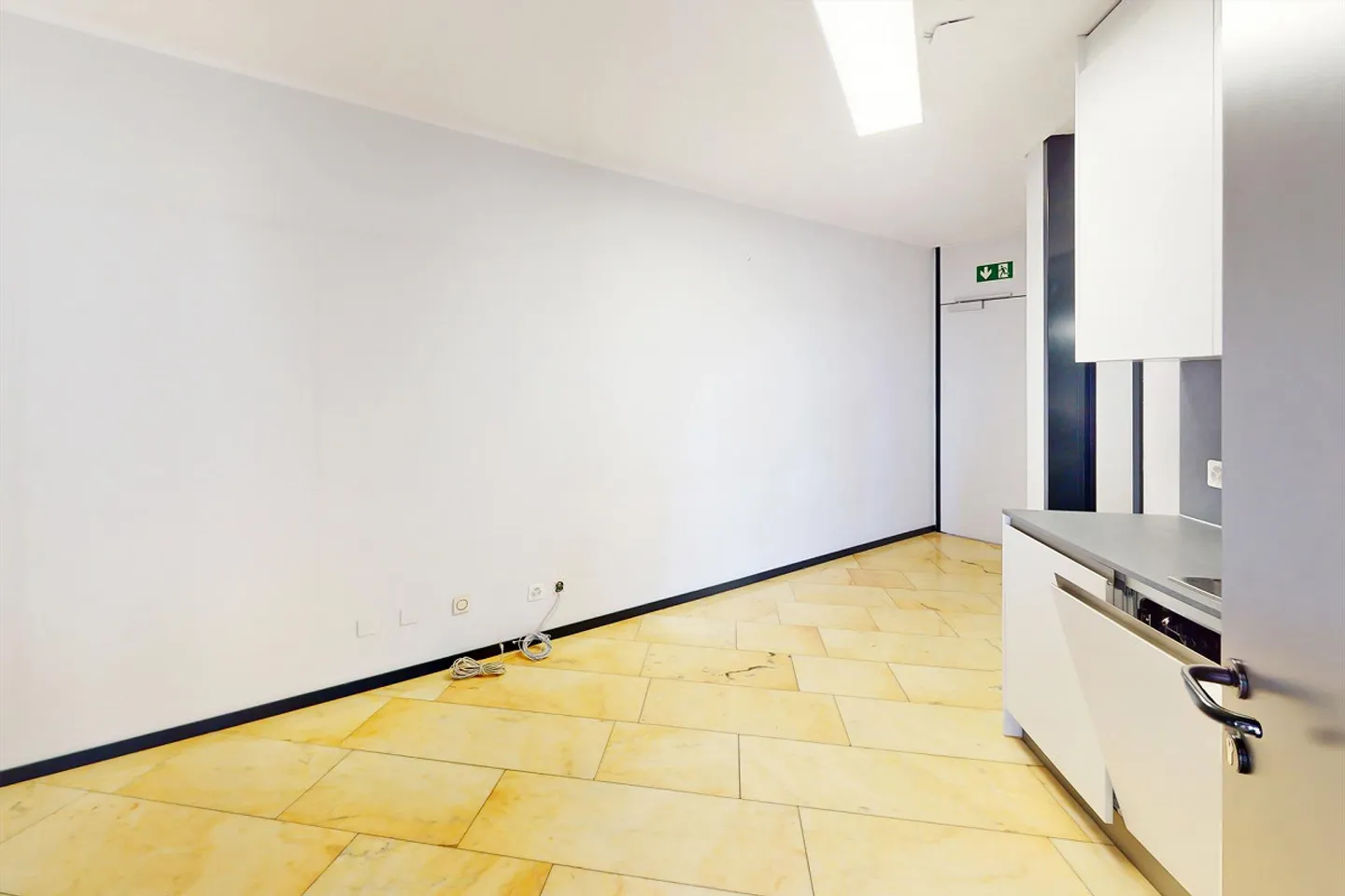 Prestigeträchtiger Büroraum in Mendrisio - 170 m² funktional und hell - Foto 8 von 9