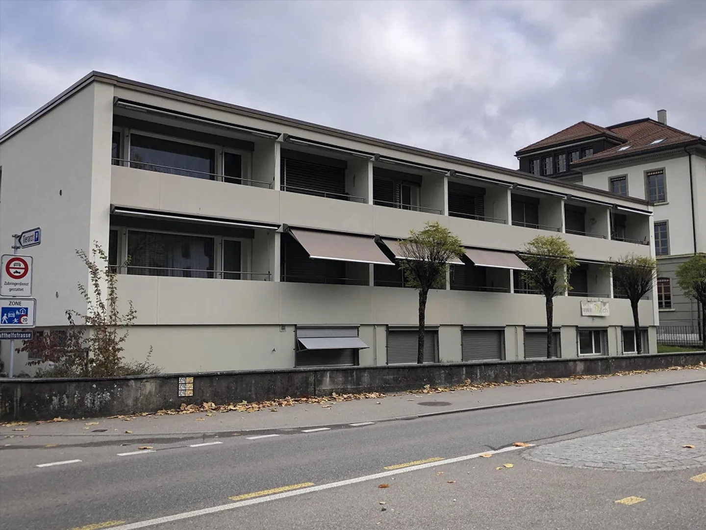 Ideale come piccolo ufficio.... - Foto 2 di 4