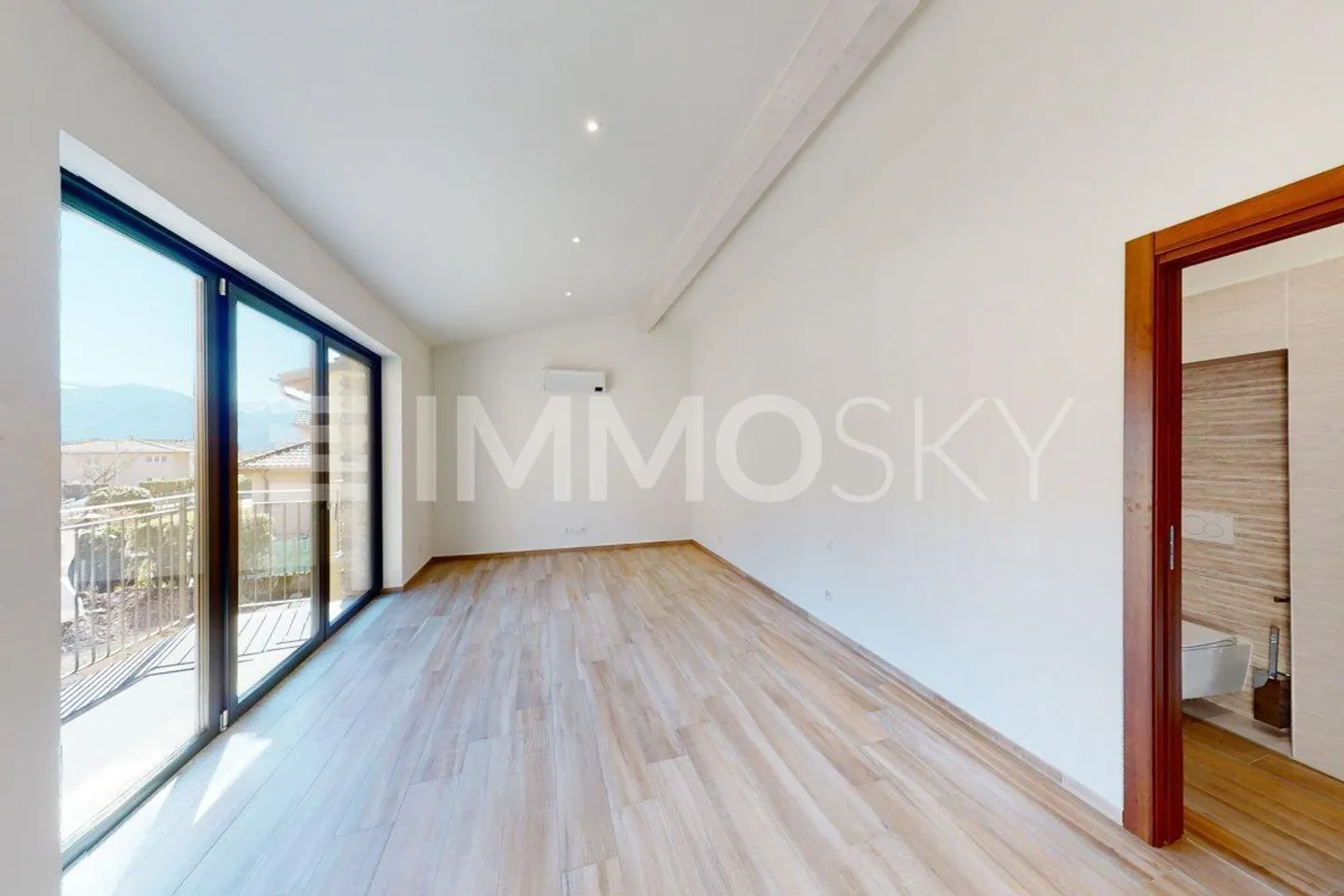 Casa moderna con materiali all'avanguardia e tanti dettagli unici - Foto 5 di 5