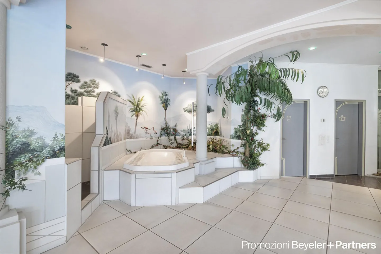 Appartamento da sogno di 3,5 stanze con vista e piscina a Muralto - Foto 16 di 17