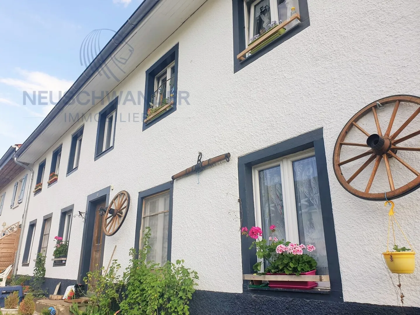 Very good yield for this building in the countryside, totally renovated - Photo 1 of 20