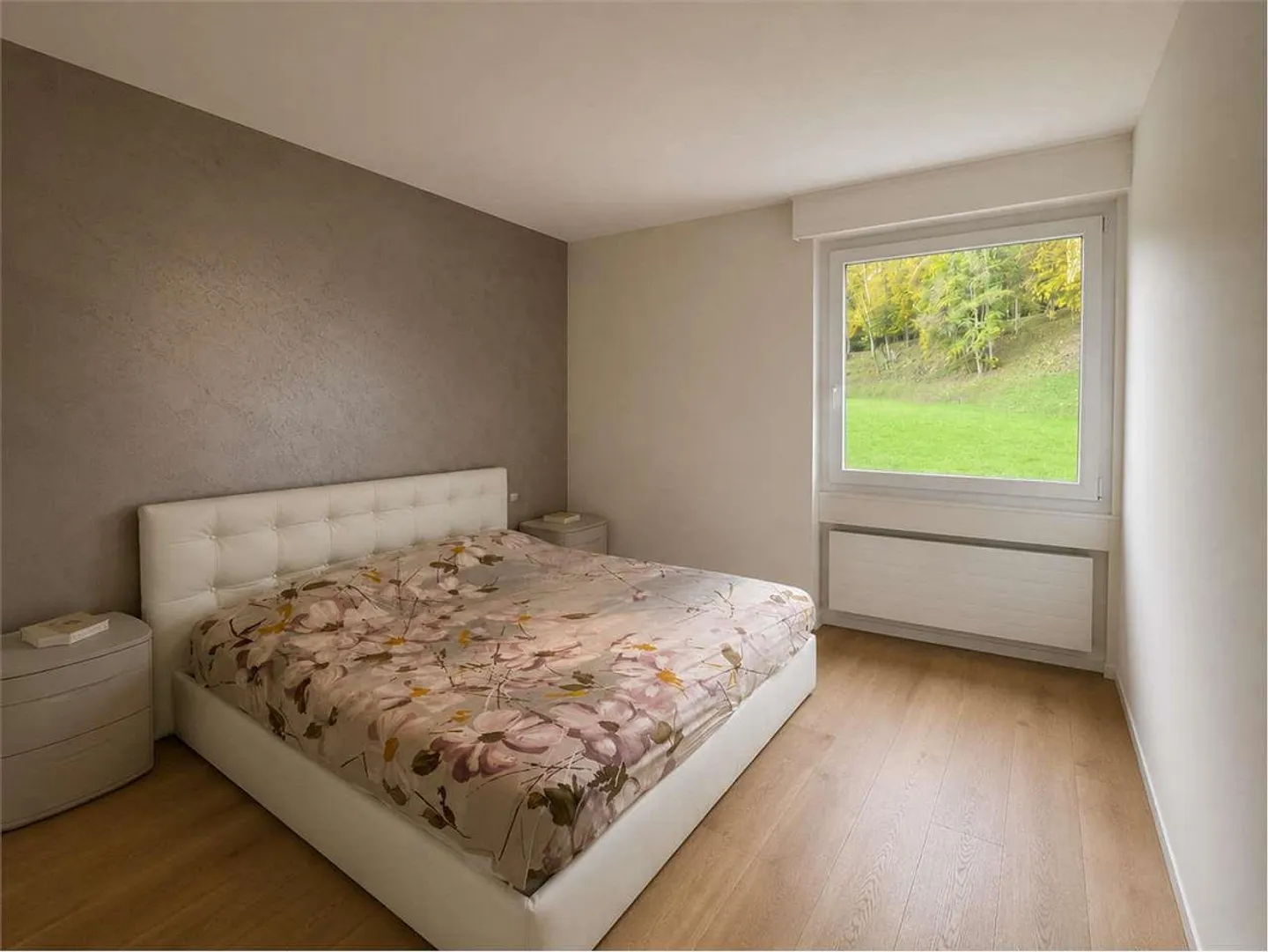Appartamento moderno con vista lago - Foto 4 di 13