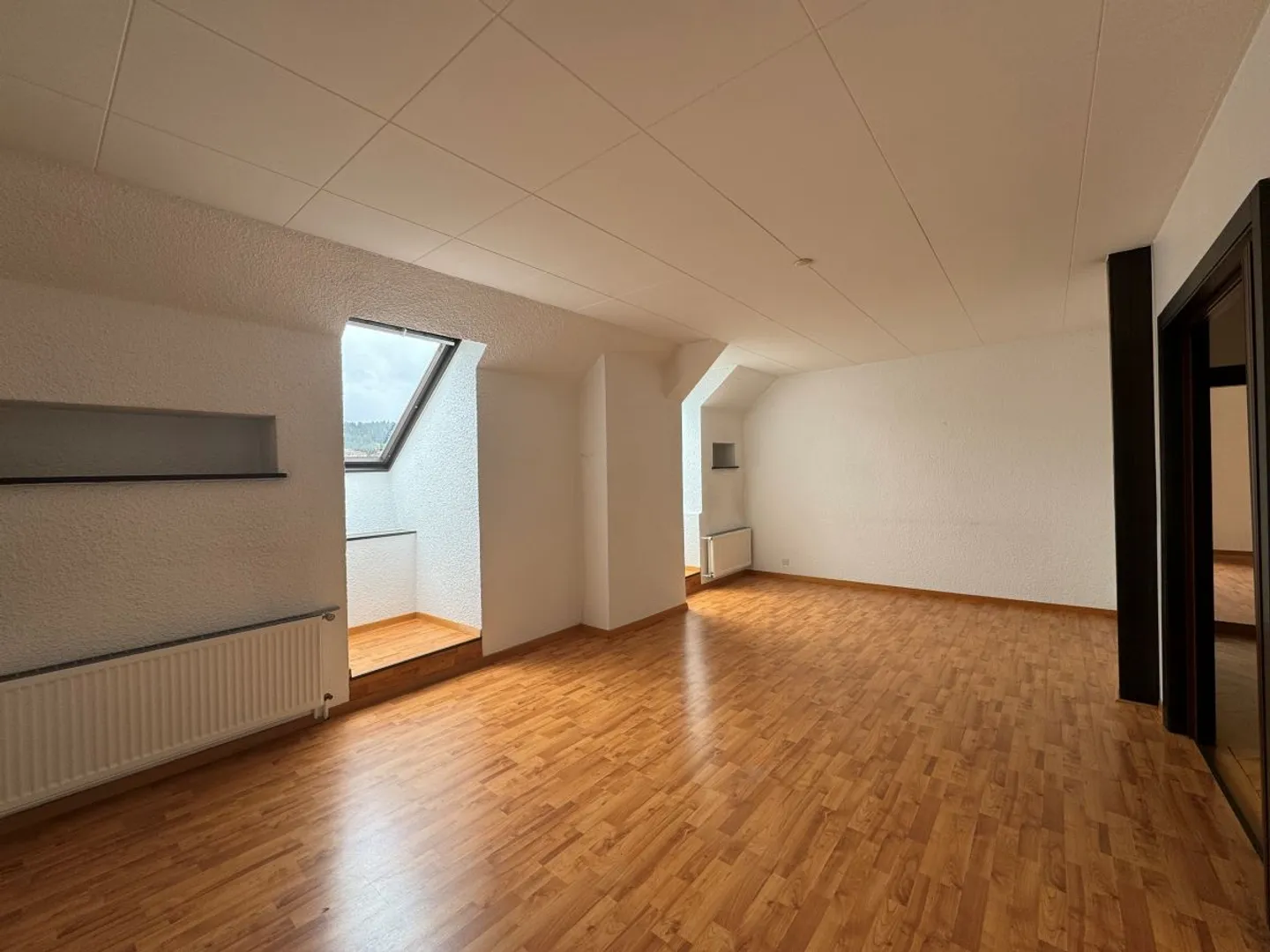 Appartement Charmant avec Jardin - Photo 4 sur 6