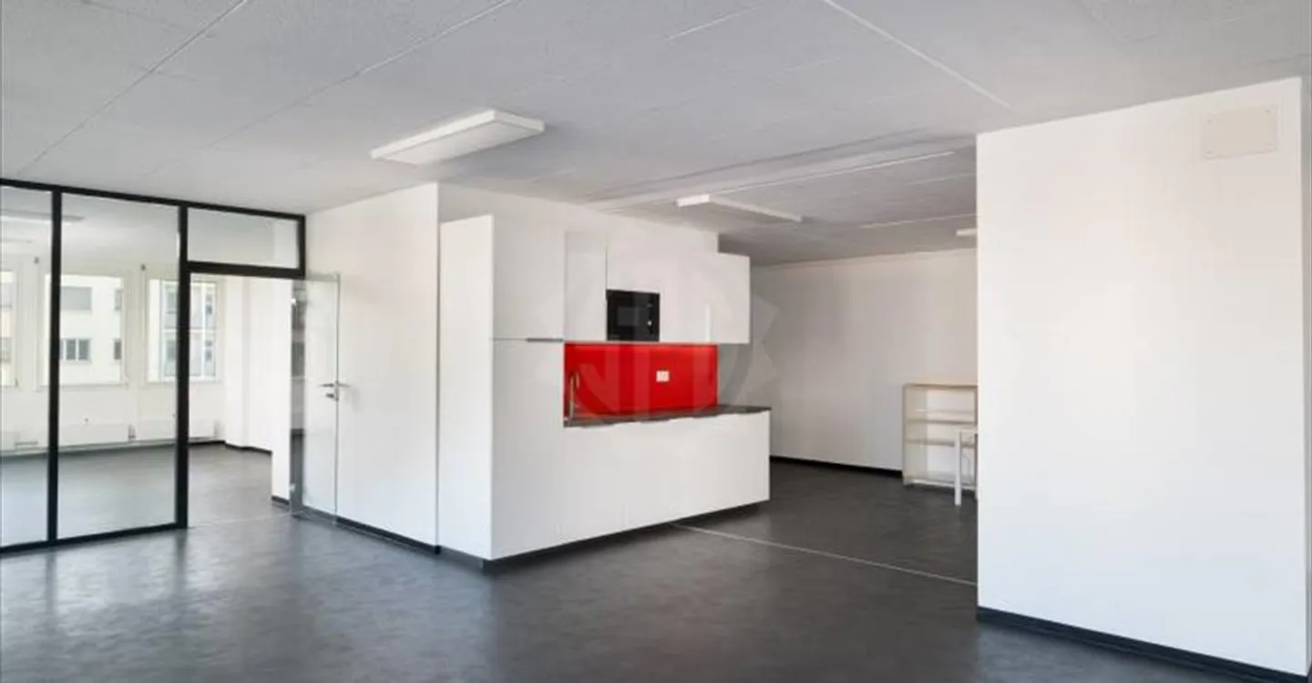 Spazio ufficio in affitto - Foto 10 di 12