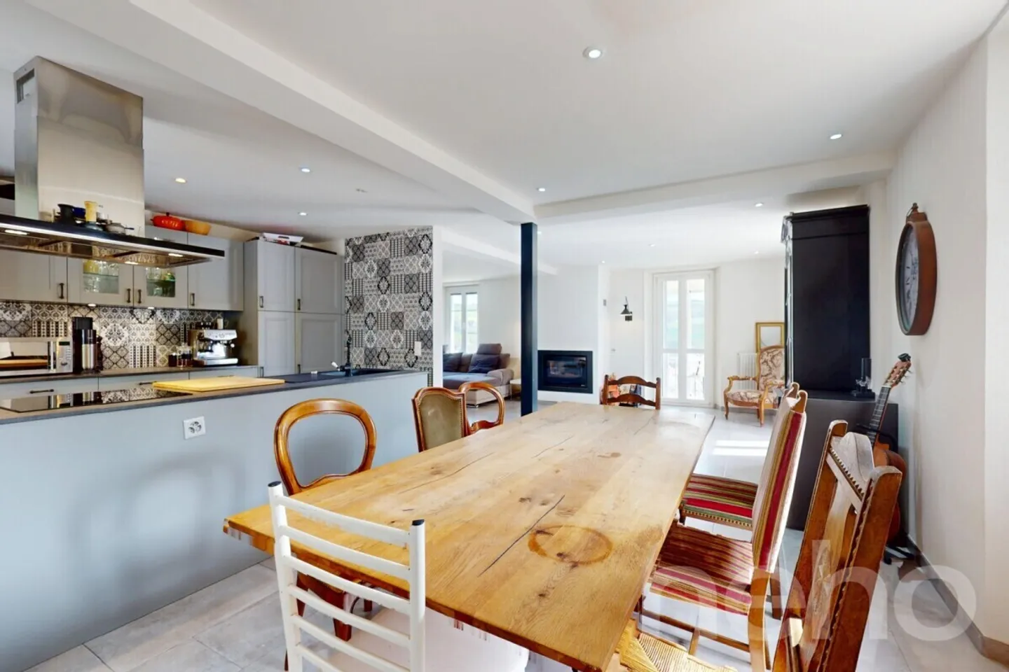 Magnifique villa rénovée avec deux logements - Photo 7 of 13