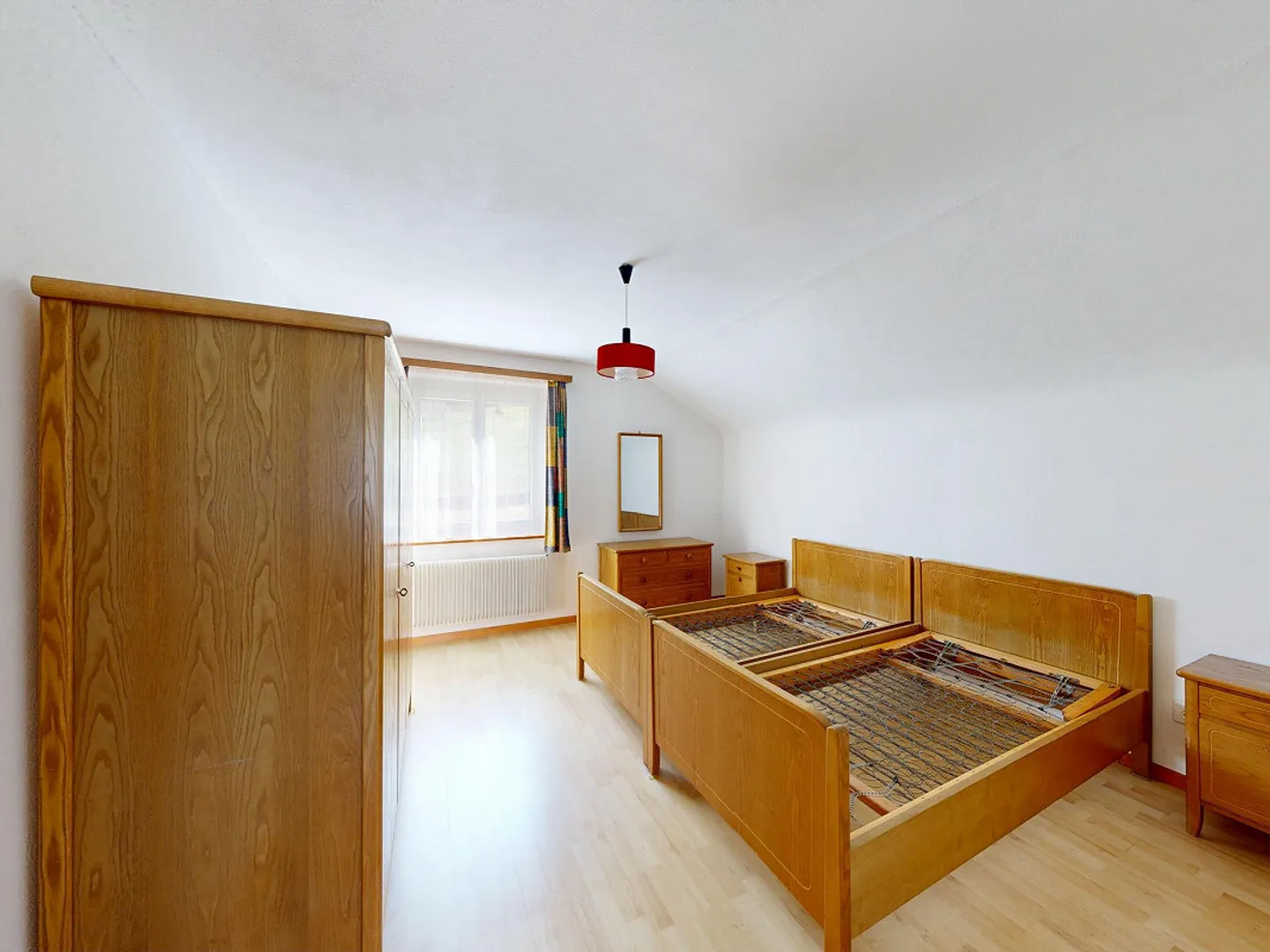 4.5-Room Single-Family House in Idyllic Surroundings - Photo 6 of 11