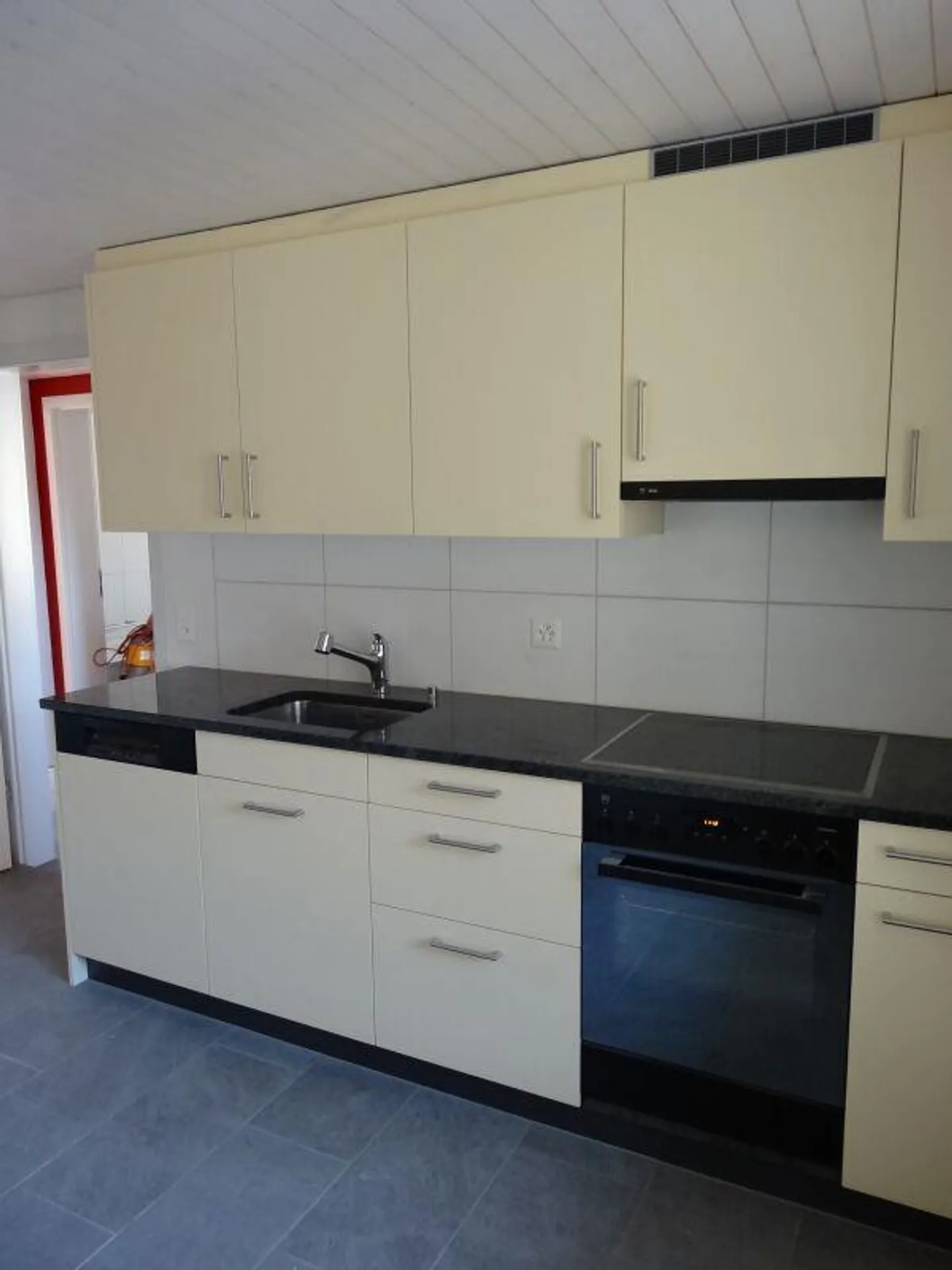 Heimelige Wohnung im Herzen von Hofen SH - Foto 4 von 6