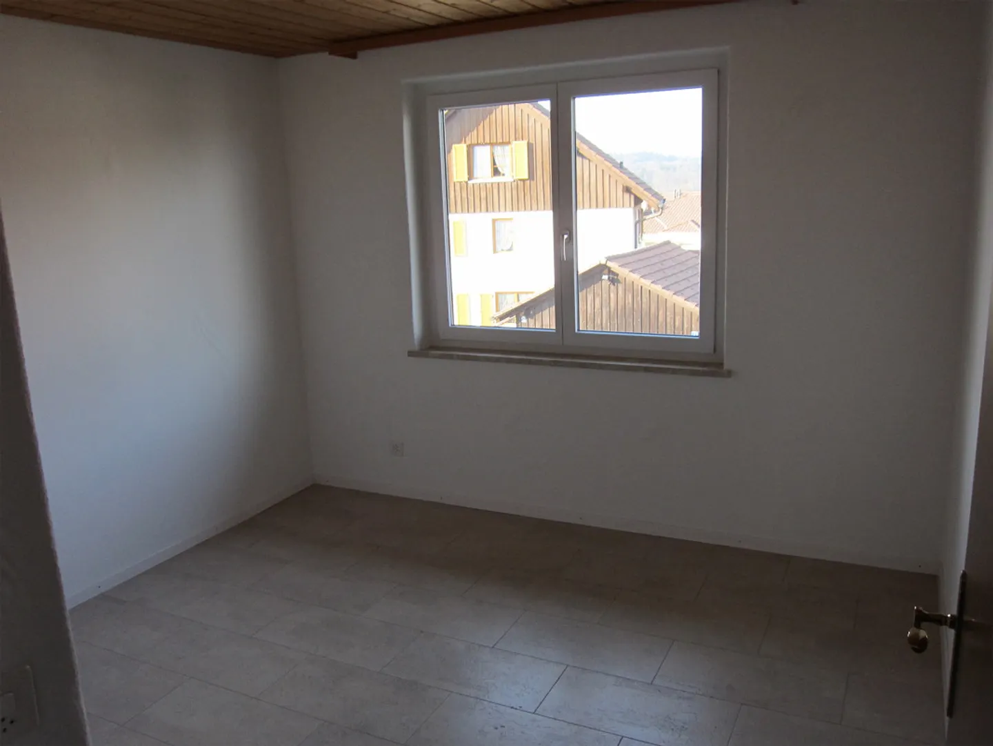 Appartement lumineux 2,5 pièces 1er étage - Photo 11 sur 14