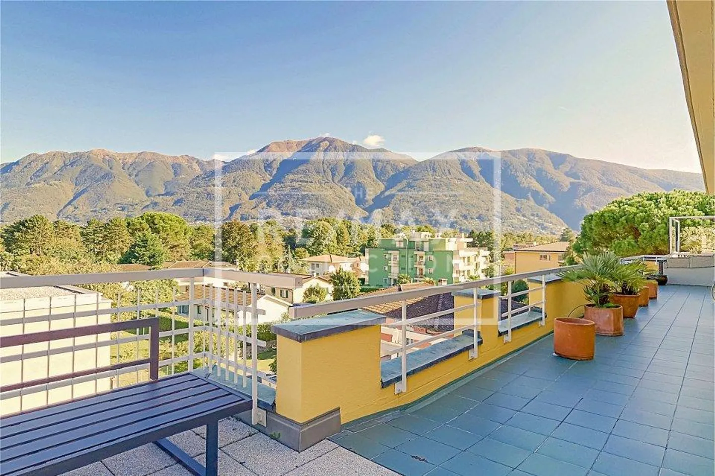Emplacement privilégié à Ascona - Grand appartement en attique - Photo 10 sur 13