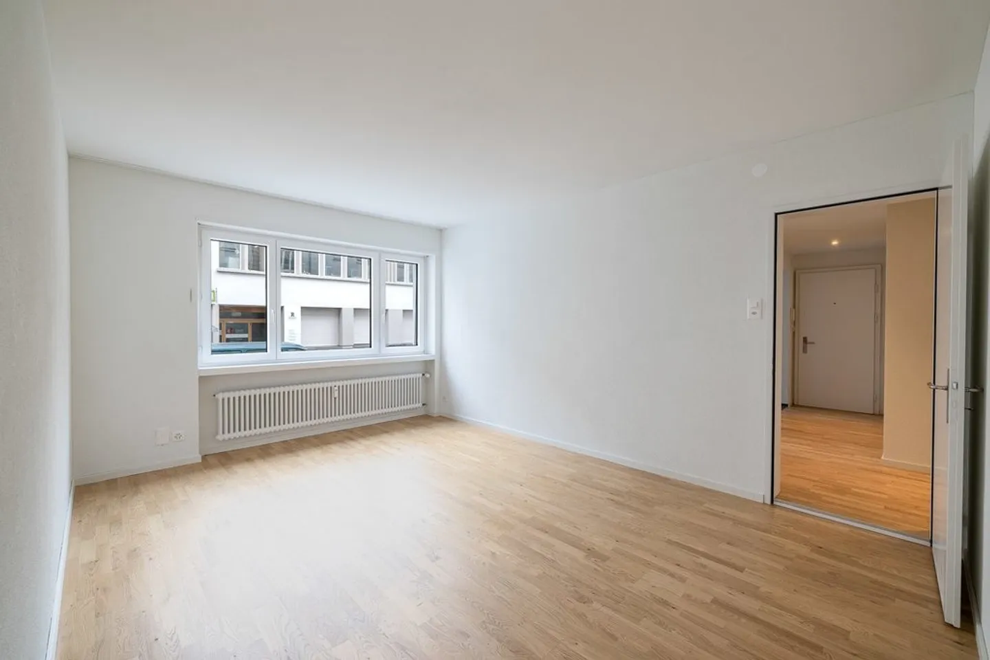 Central Apartment - Photo 2 of 7