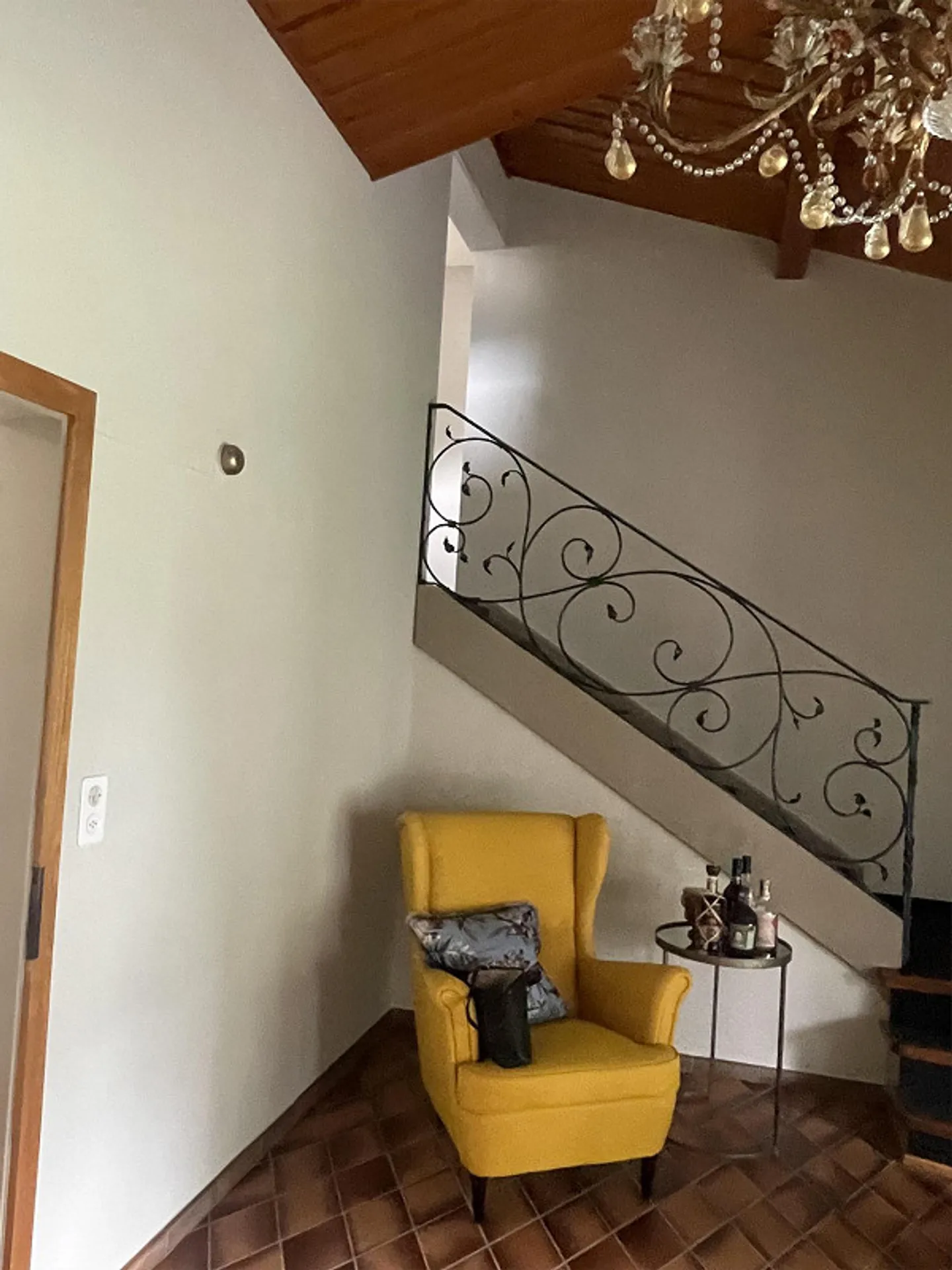 Casa di campagna con ampio spazio circostante - Foto 17 di 30