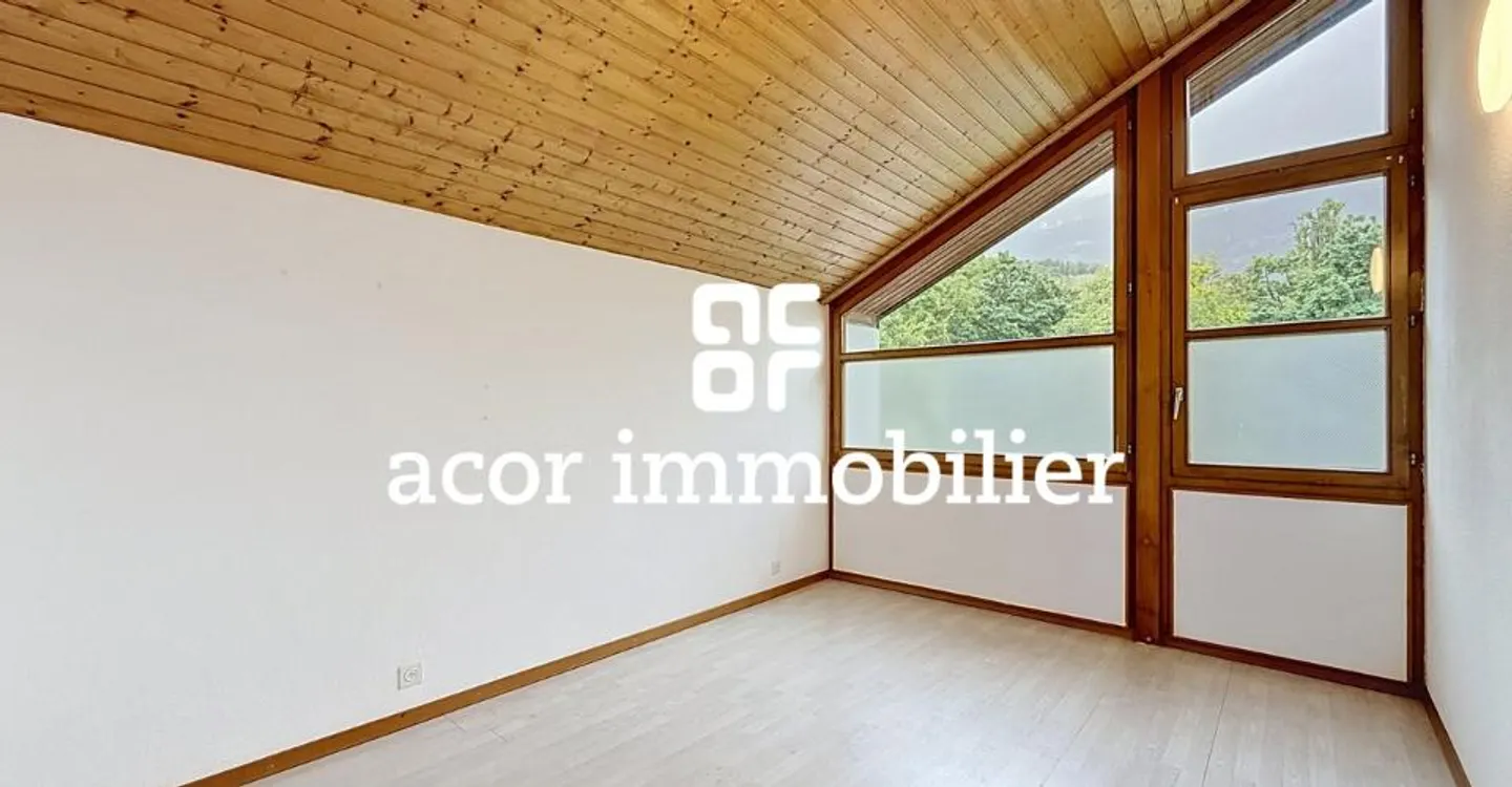 Dachgeschoss 3,5 Zimmer - Foto 3 von 5