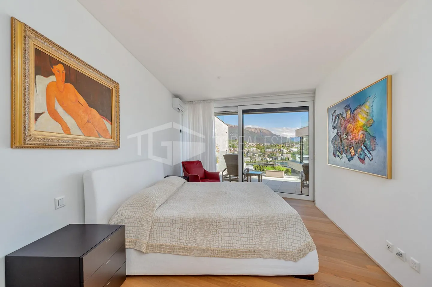 4.5 Local Dream House with Lake View Terraces - Photo 13 of 13