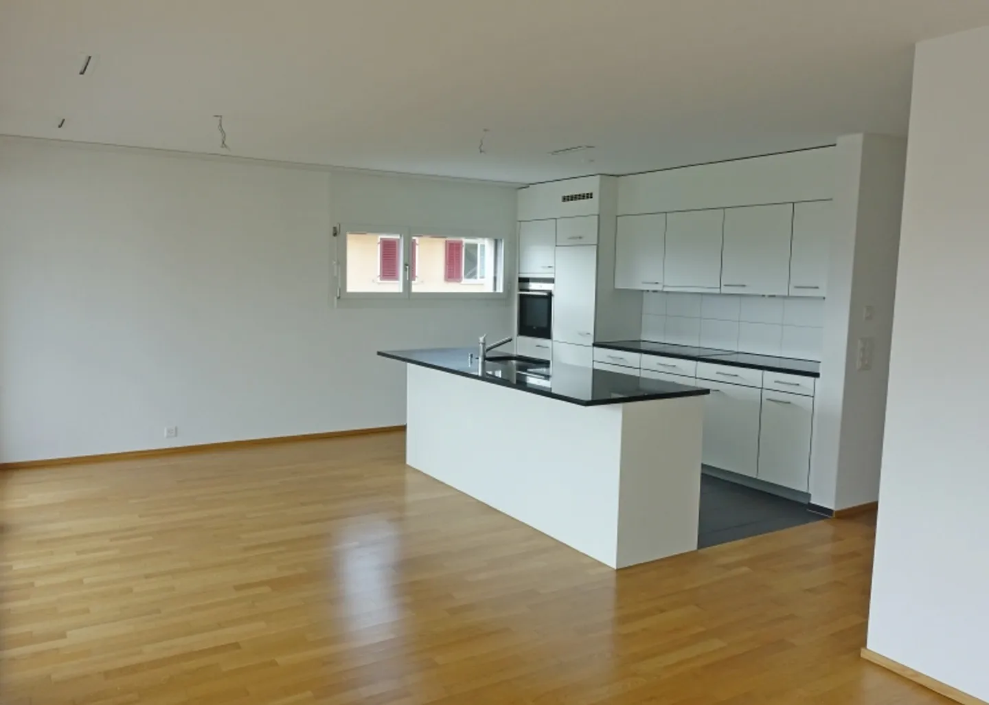 Oasis de vie de 3,5 pièces avec espace de jardin - Photo 1 sur 8