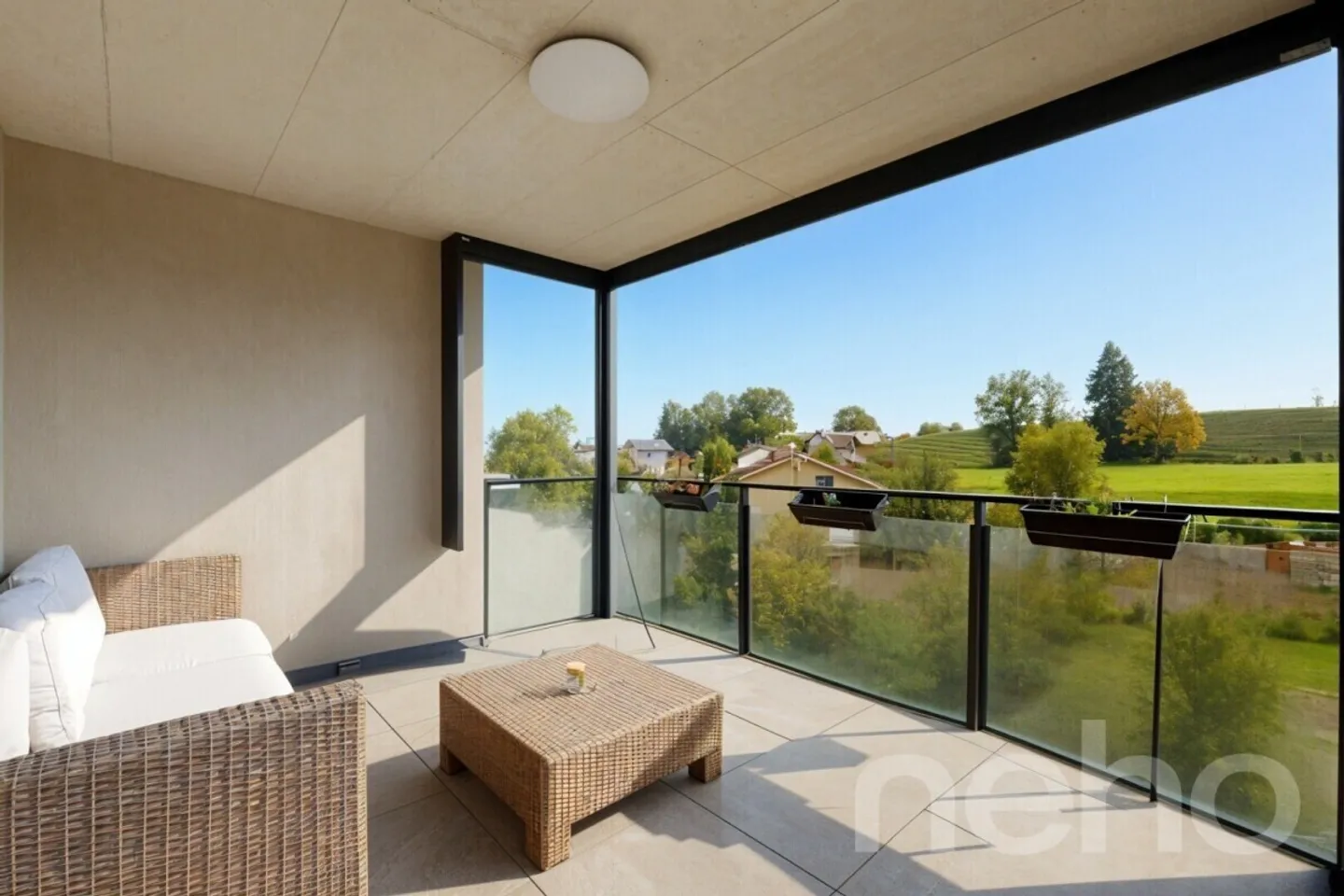 Attico esposto a sud in una zona tranquilla tra città e campagna - Foto 1 di 12