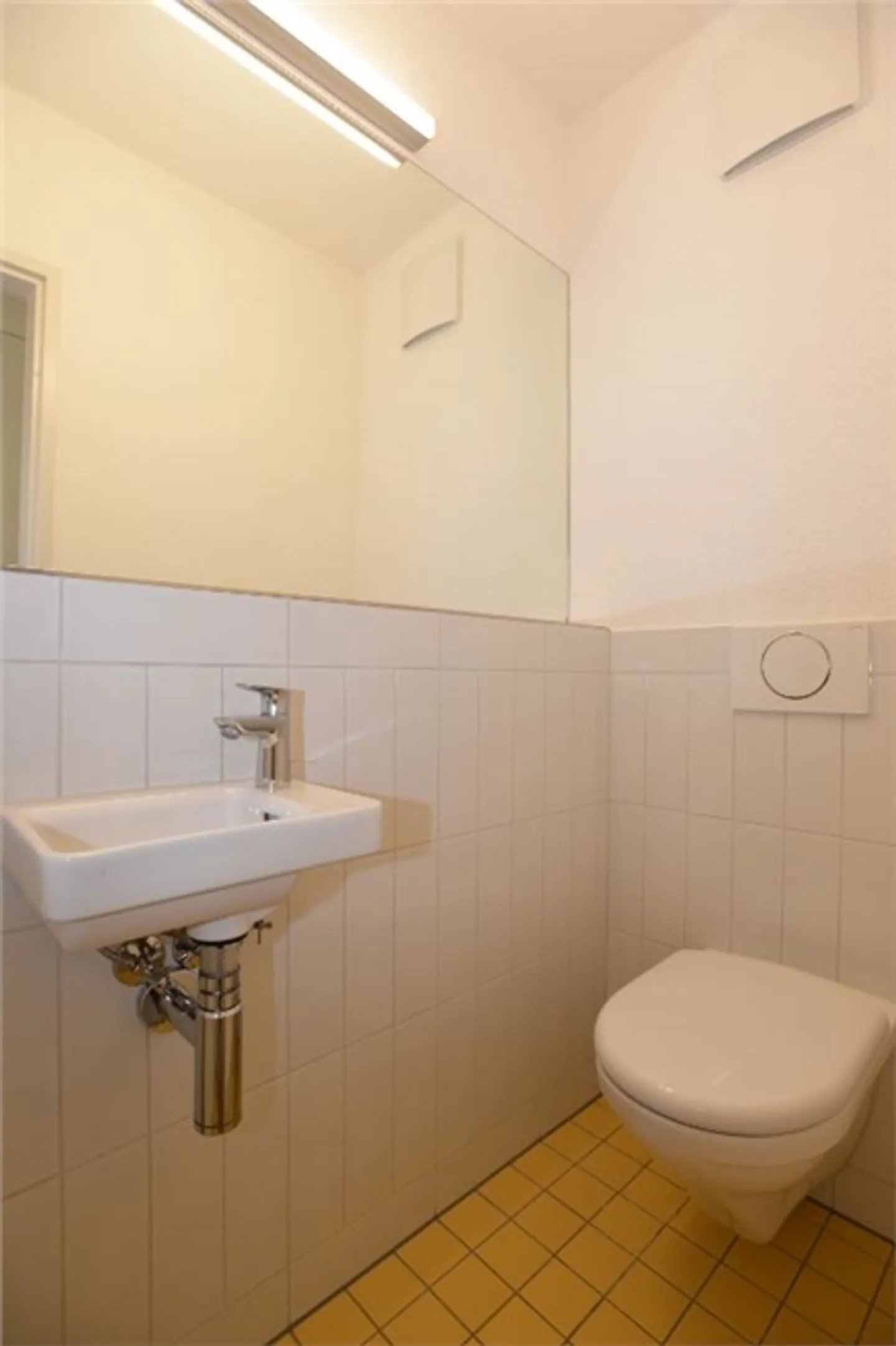 Bell'appartamento in una posizione tranquilla - Foto 6 di 8