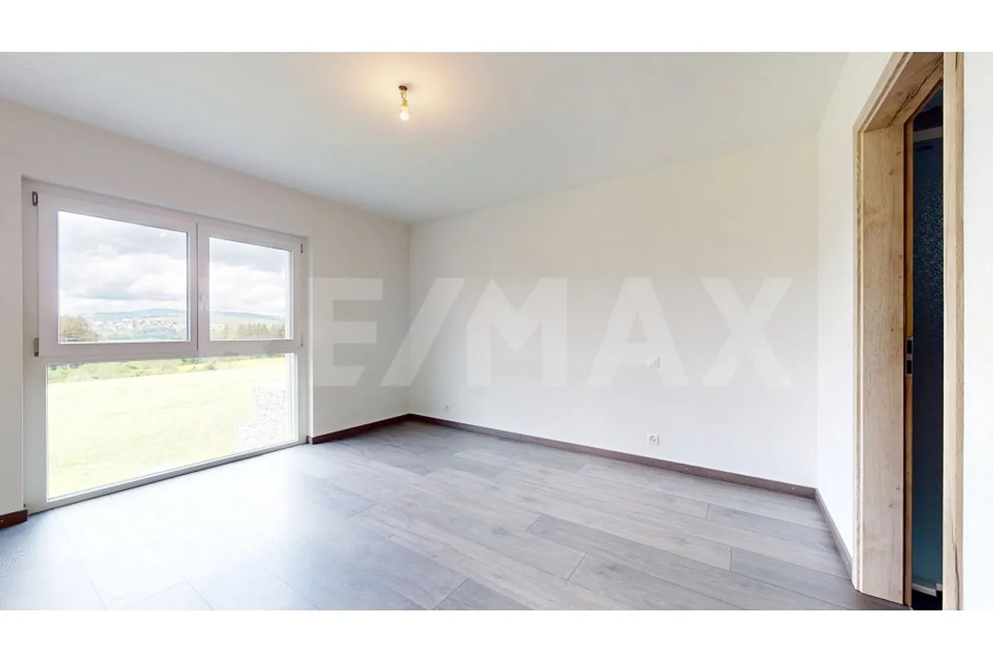 Are you independent or a family? This apartment is made for you - Photo 4 of 4
